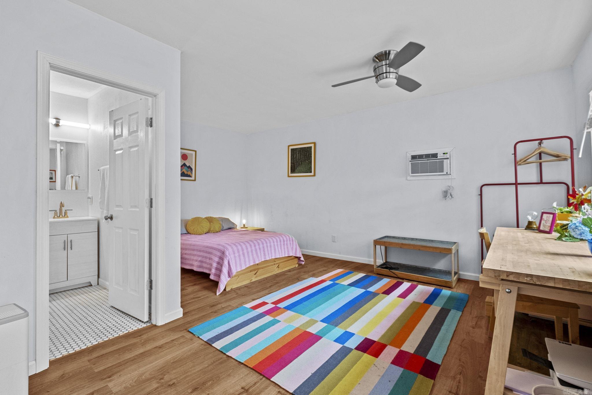 AUTEN & MOSS - Residential