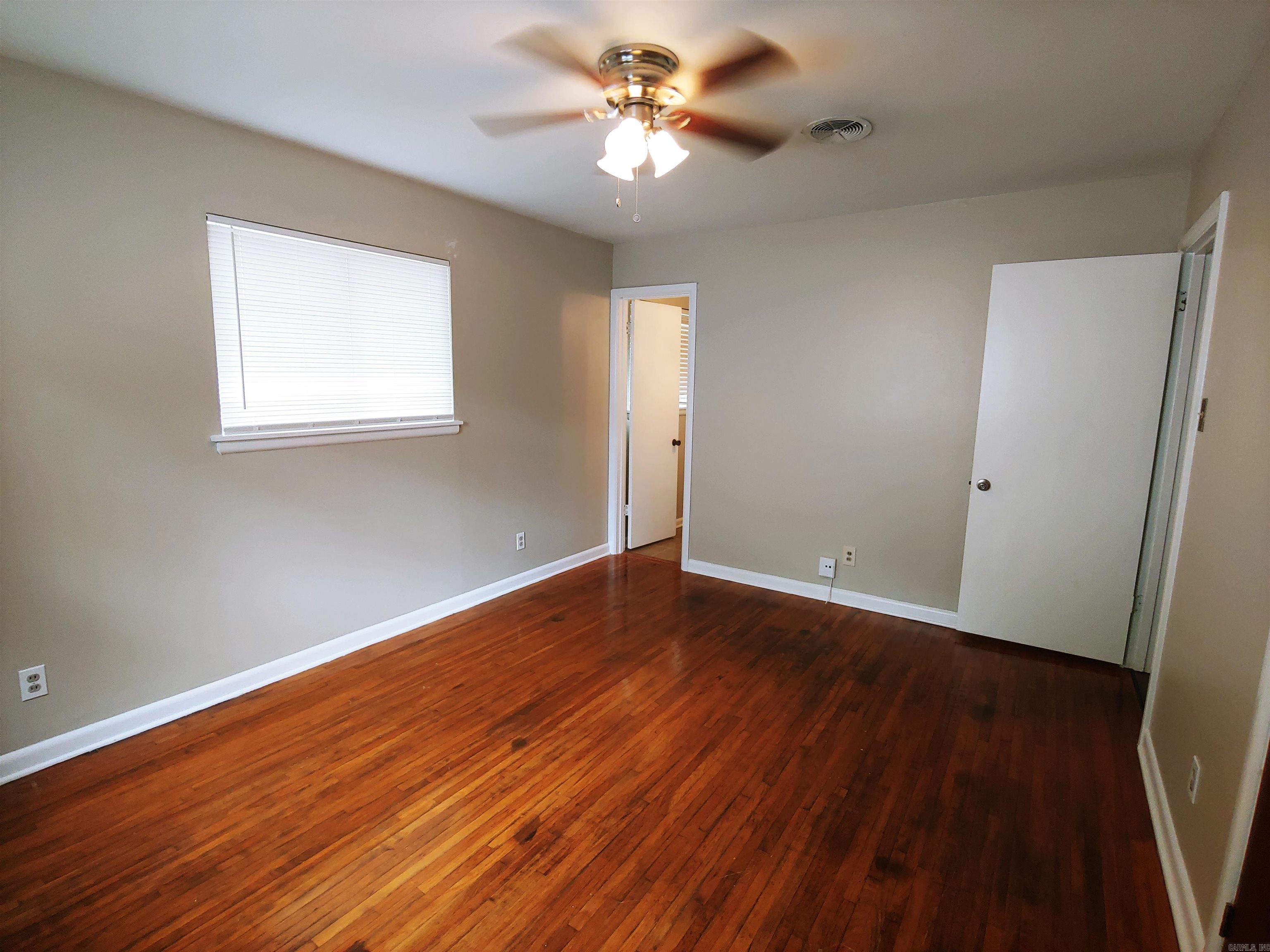 Ellis Acres - Residential Lease