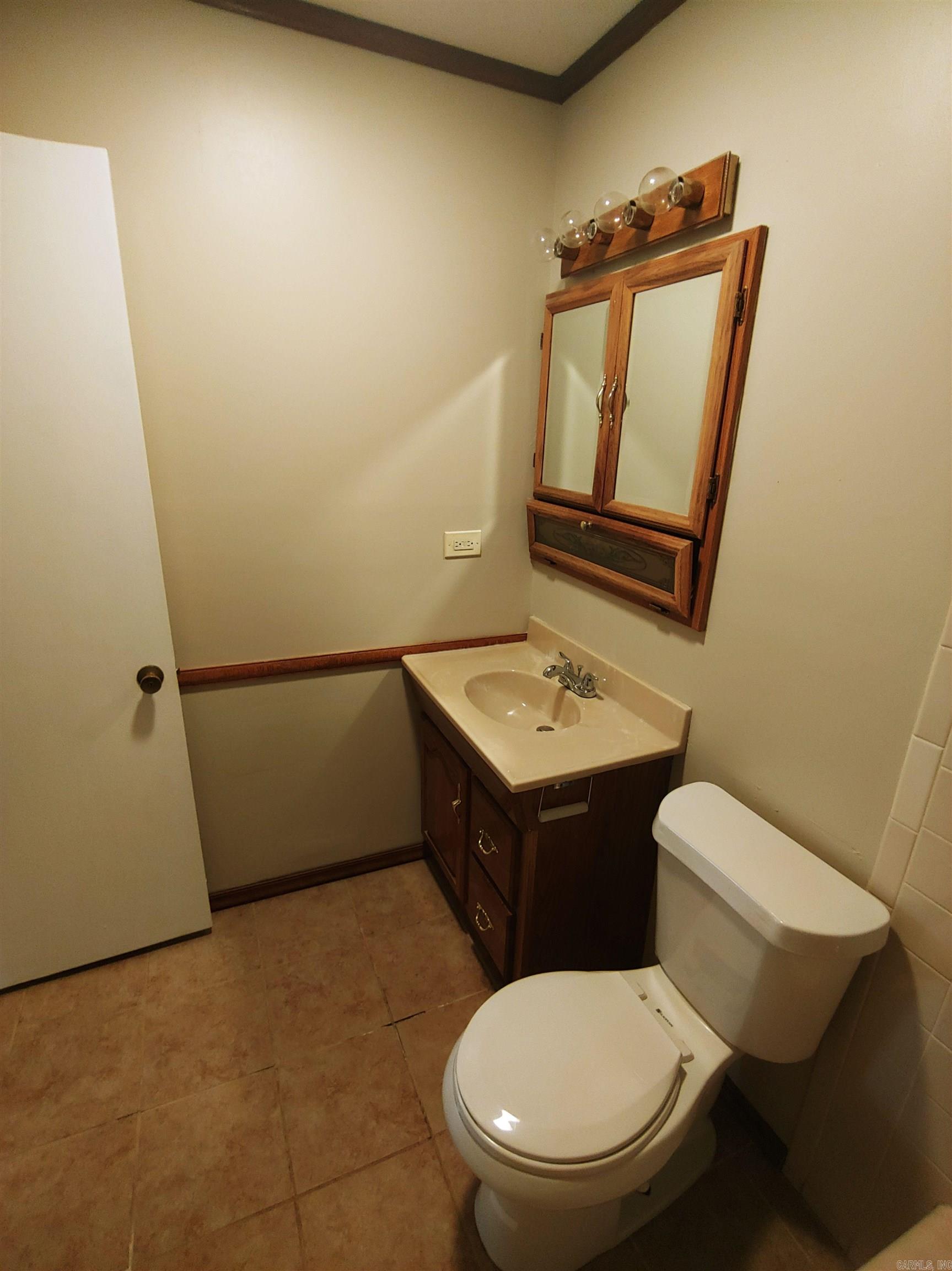 Ellis Acres - Residential Lease