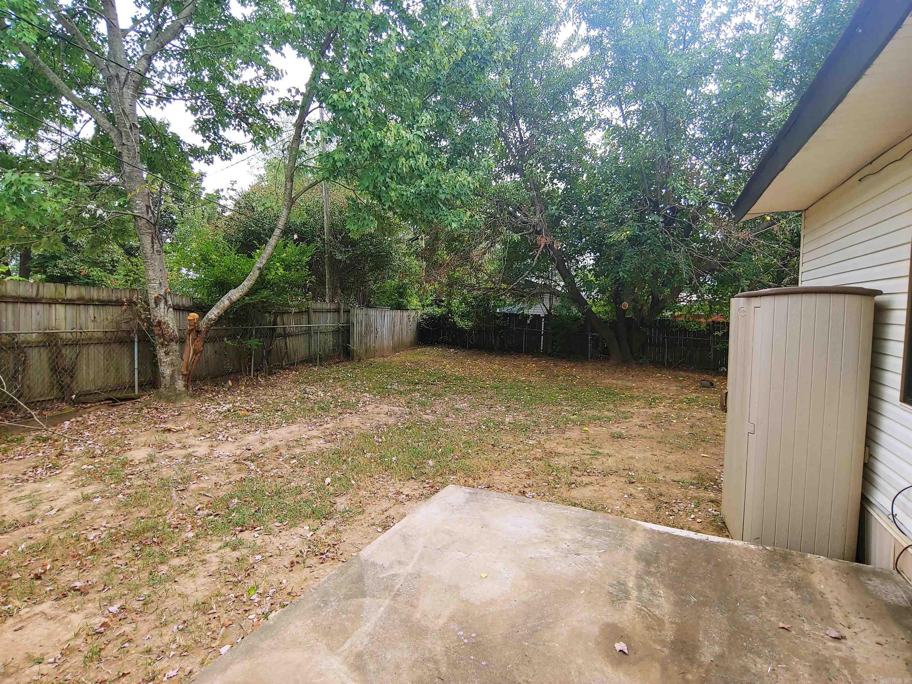 Ellis Acres - Residential Lease