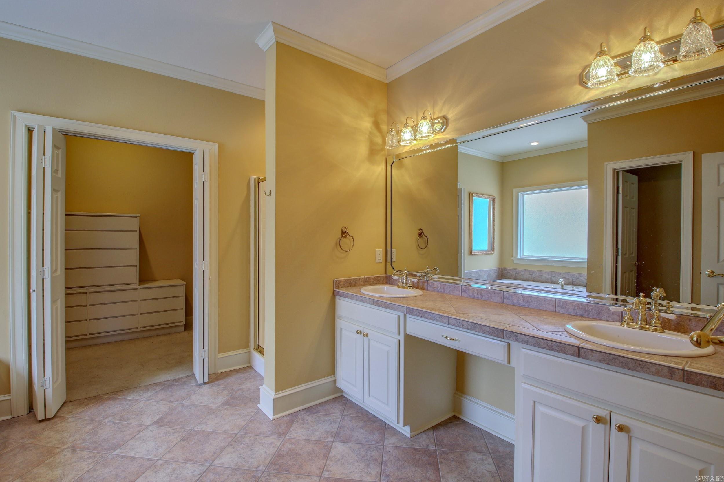 WOODLAND SPRINGS - Residential