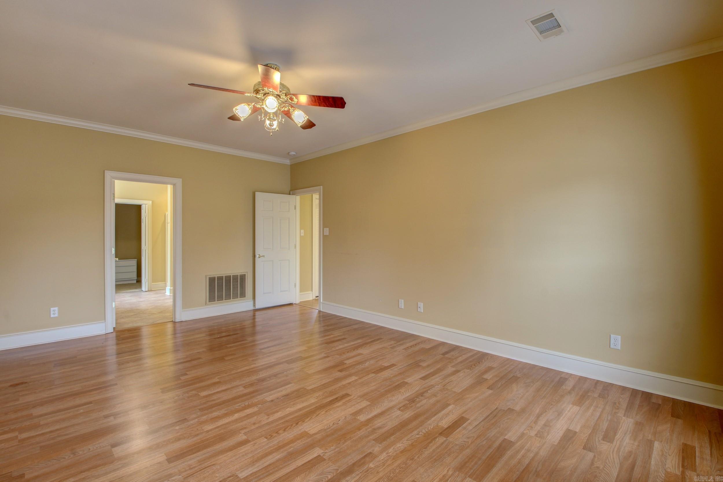 WOODLAND SPRINGS - Residential