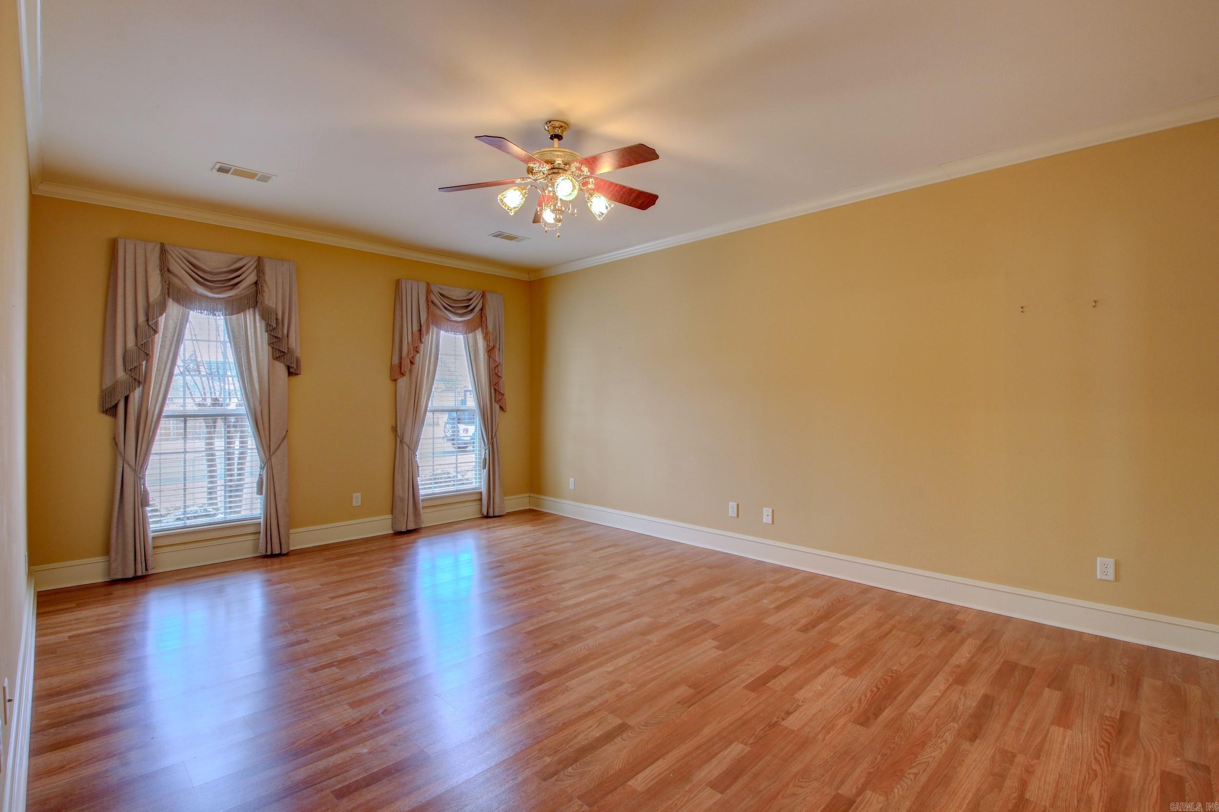 WOODLAND SPRINGS - Residential