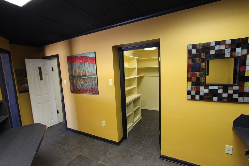 Robinsons Plan - Commercial Lease