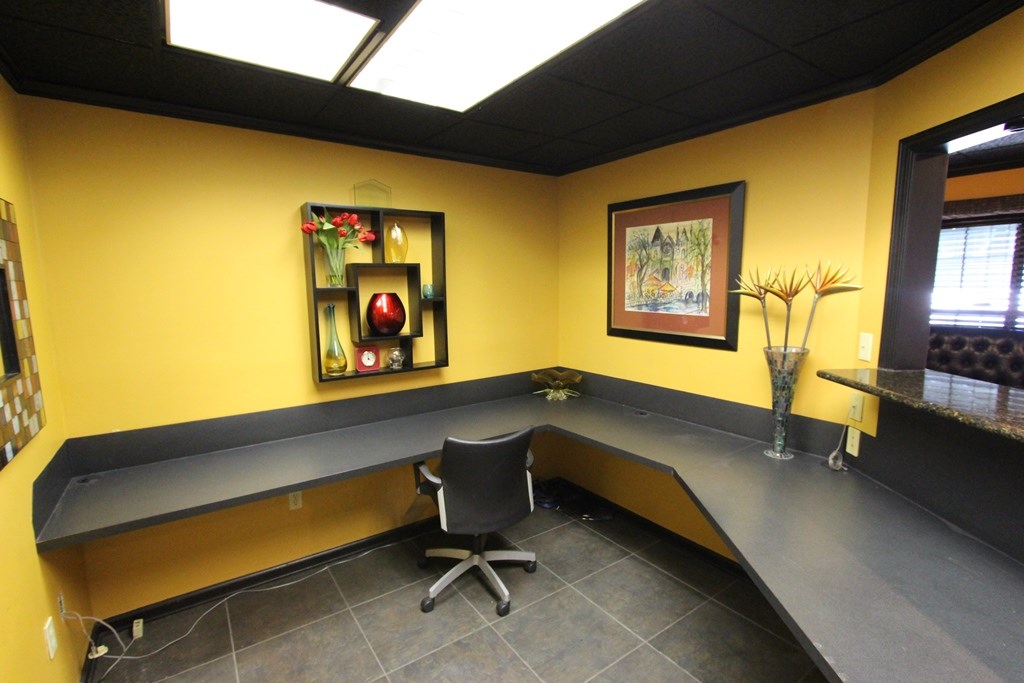 Robinsons Plan - Commercial Lease