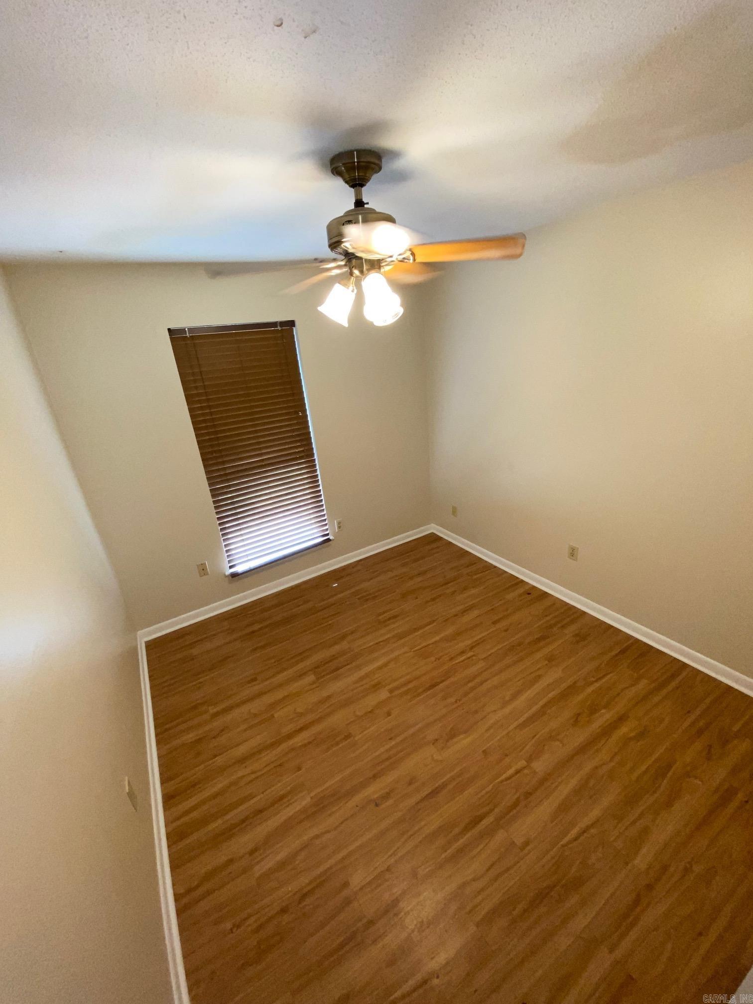 Towering Oaks - Residential Lease