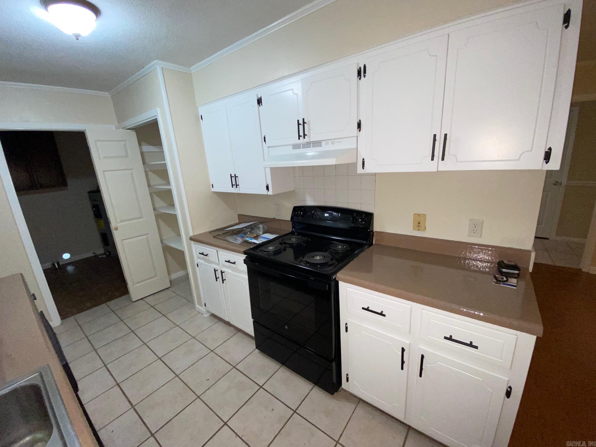 Towering Oaks - Residential Lease