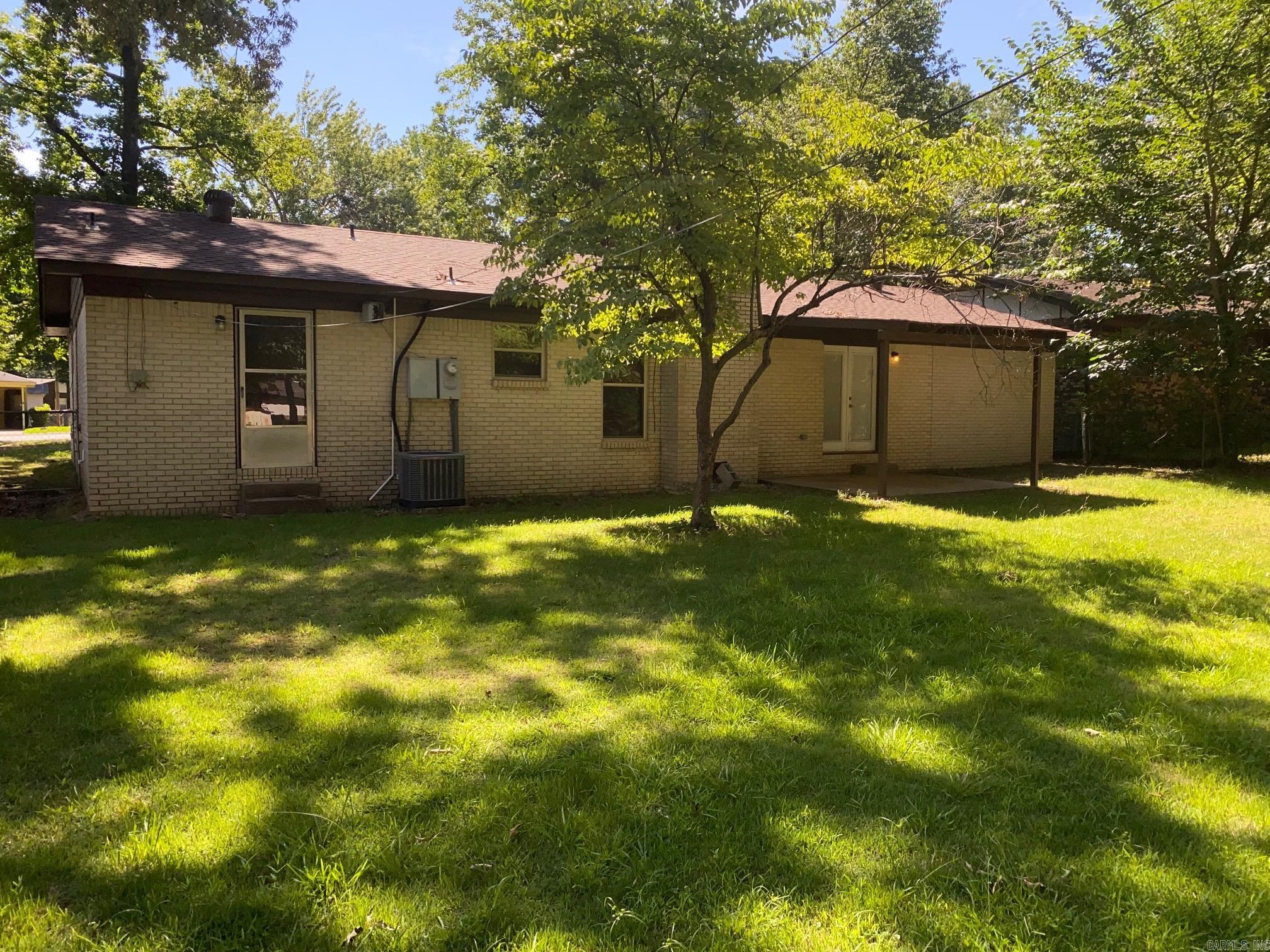 Towering Oaks - Residential Lease