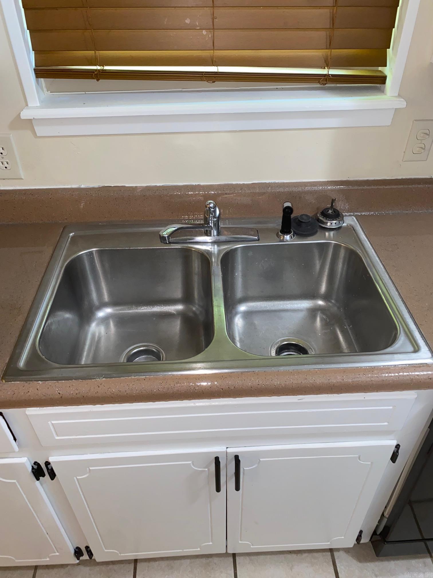 Towering Oaks - Residential Lease