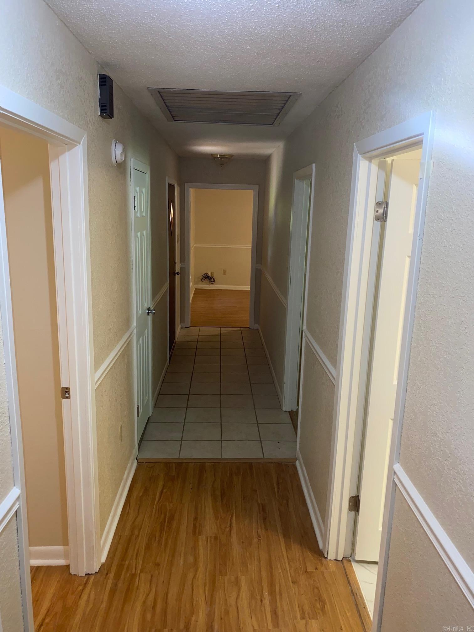 Towering Oaks - Residential Lease