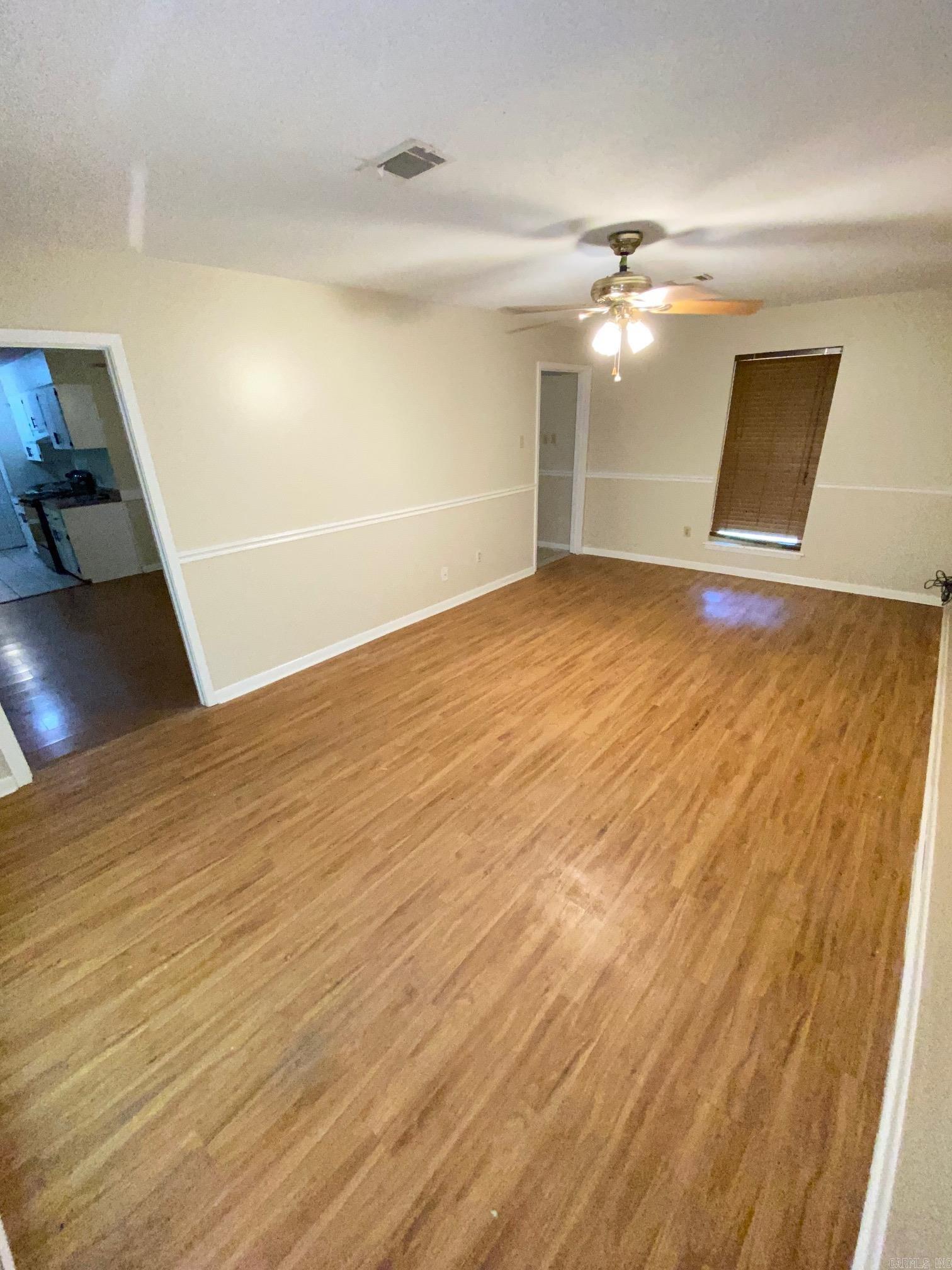 Towering Oaks - Residential Lease