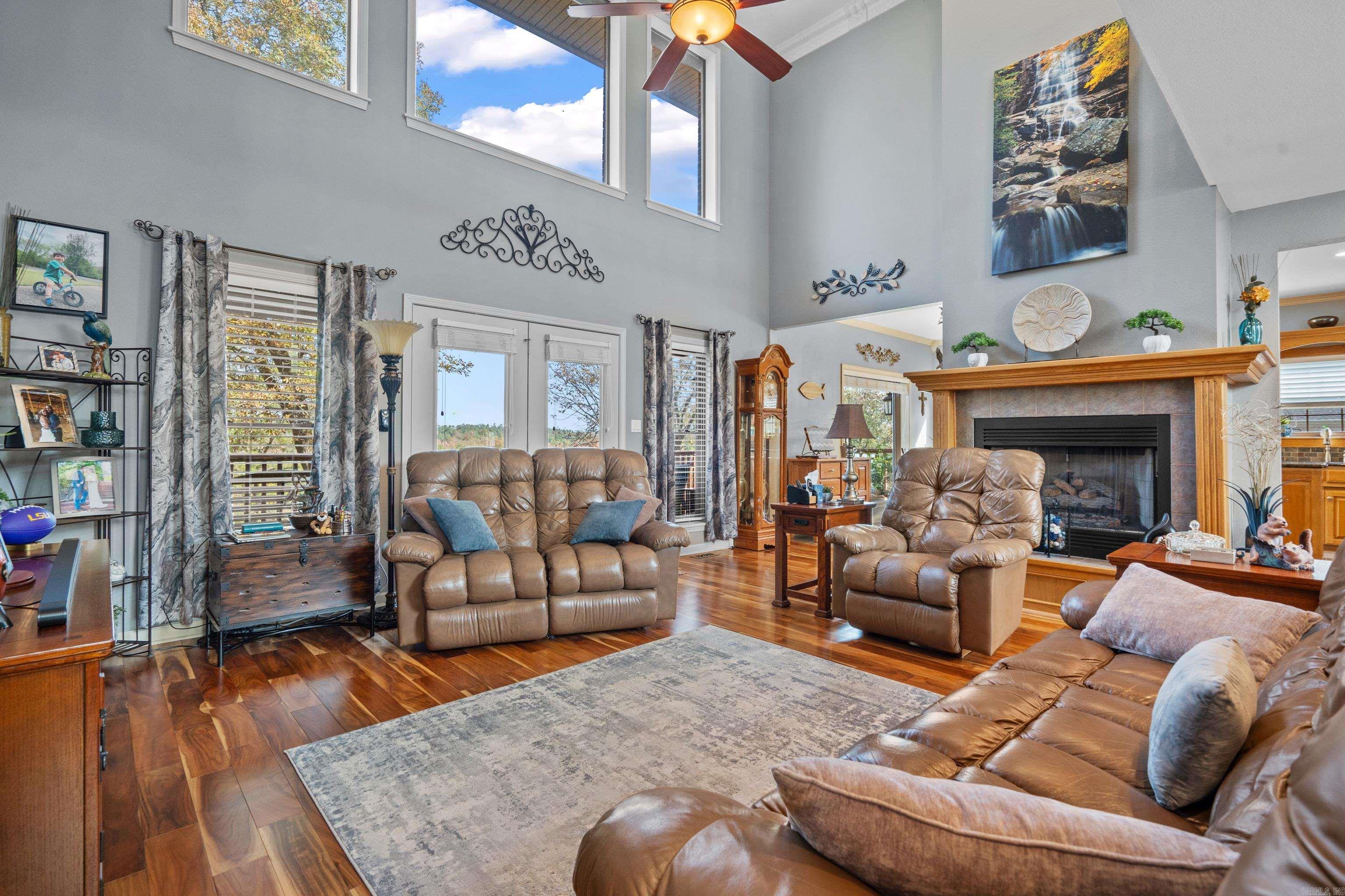 Lake Forest Shores - Residential