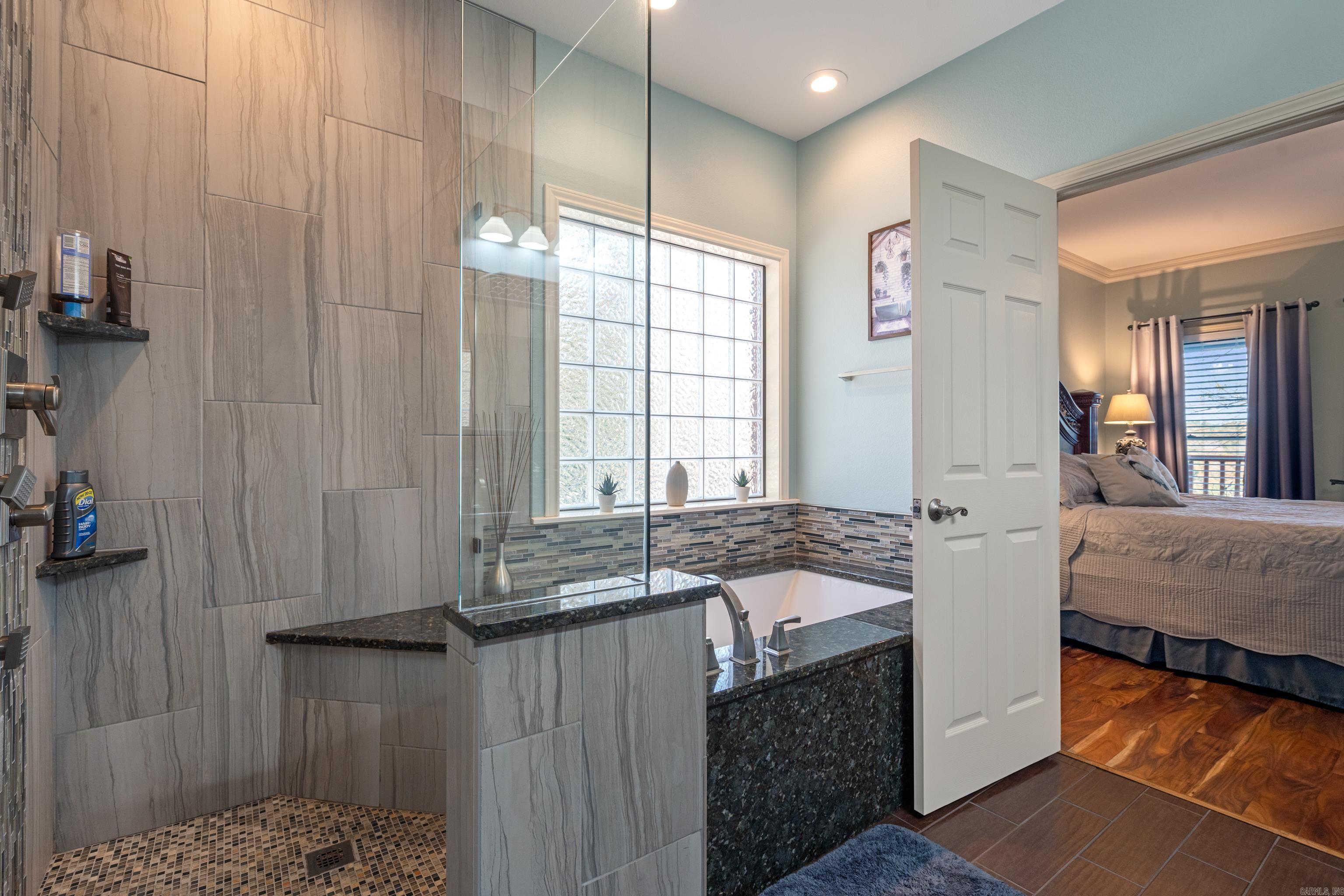 Lake Forest Shores - Residential