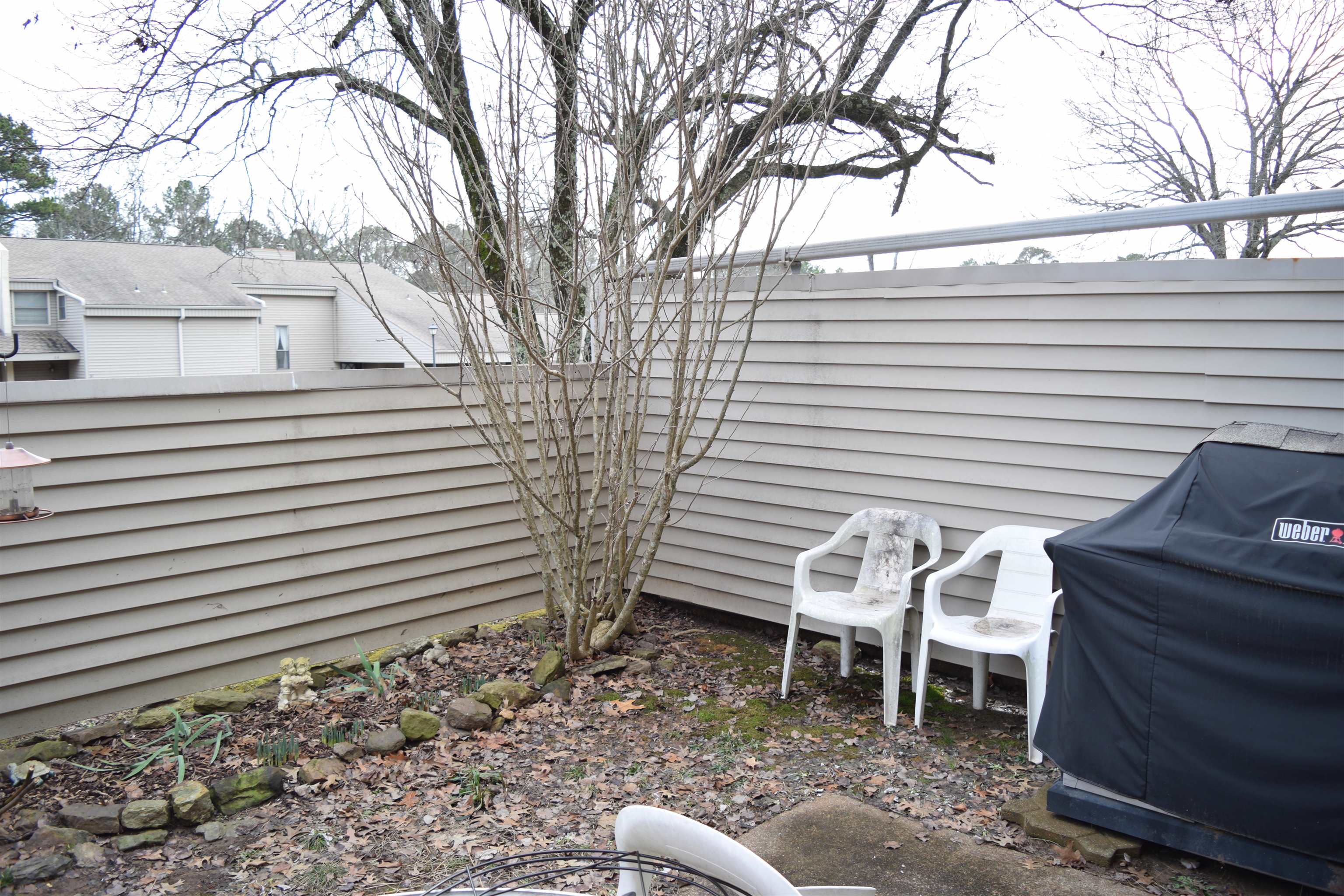Lakewood Hills Condo - Residential