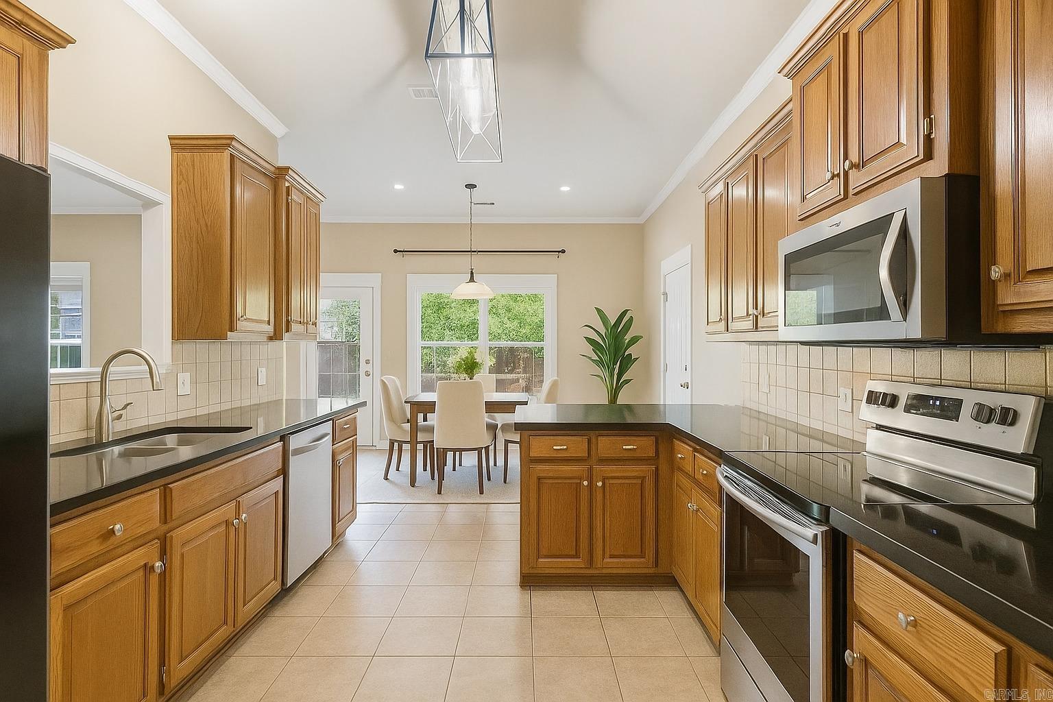 MEADOWLAKE - Residential