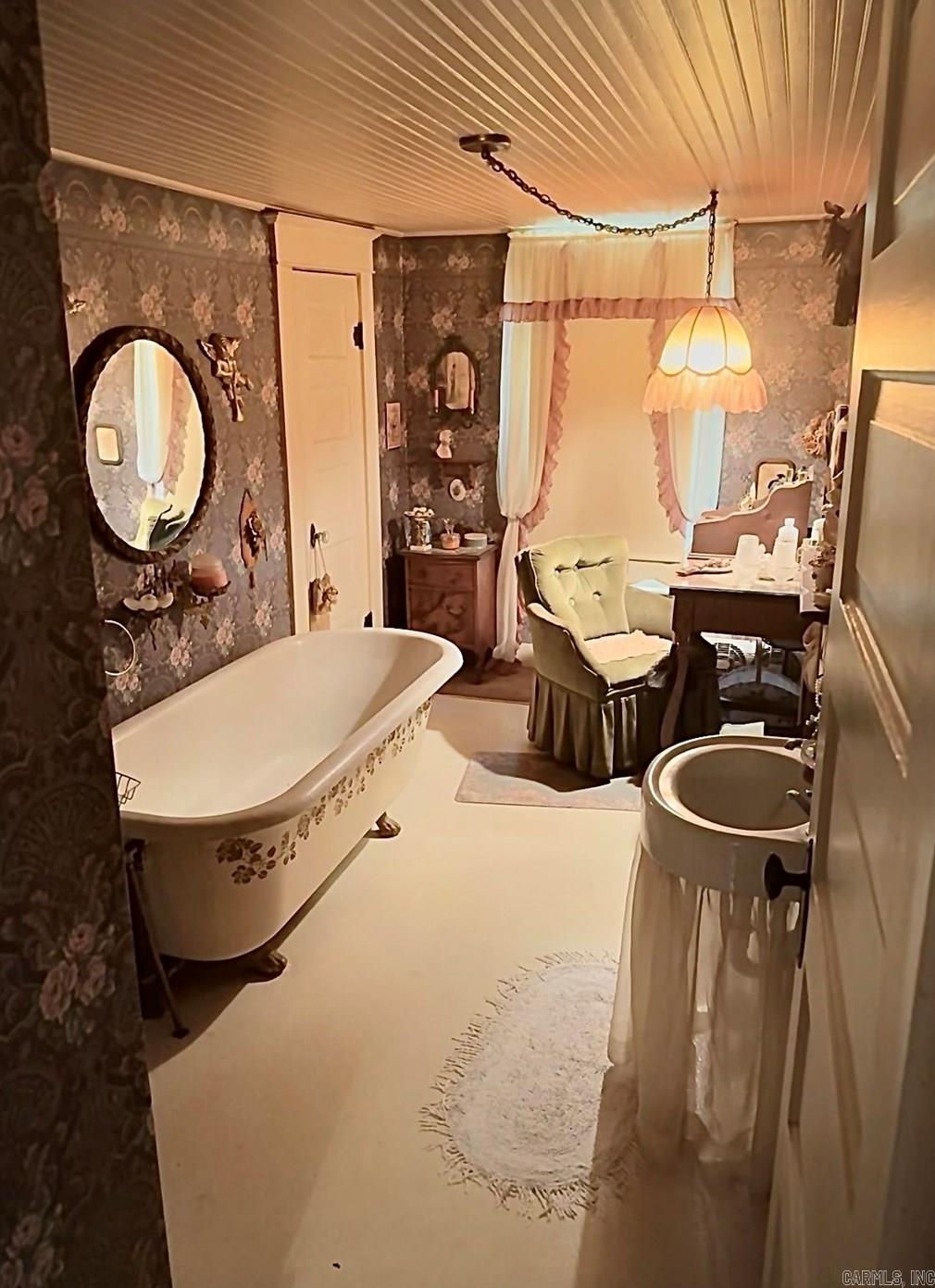 J L SHINN - Residential