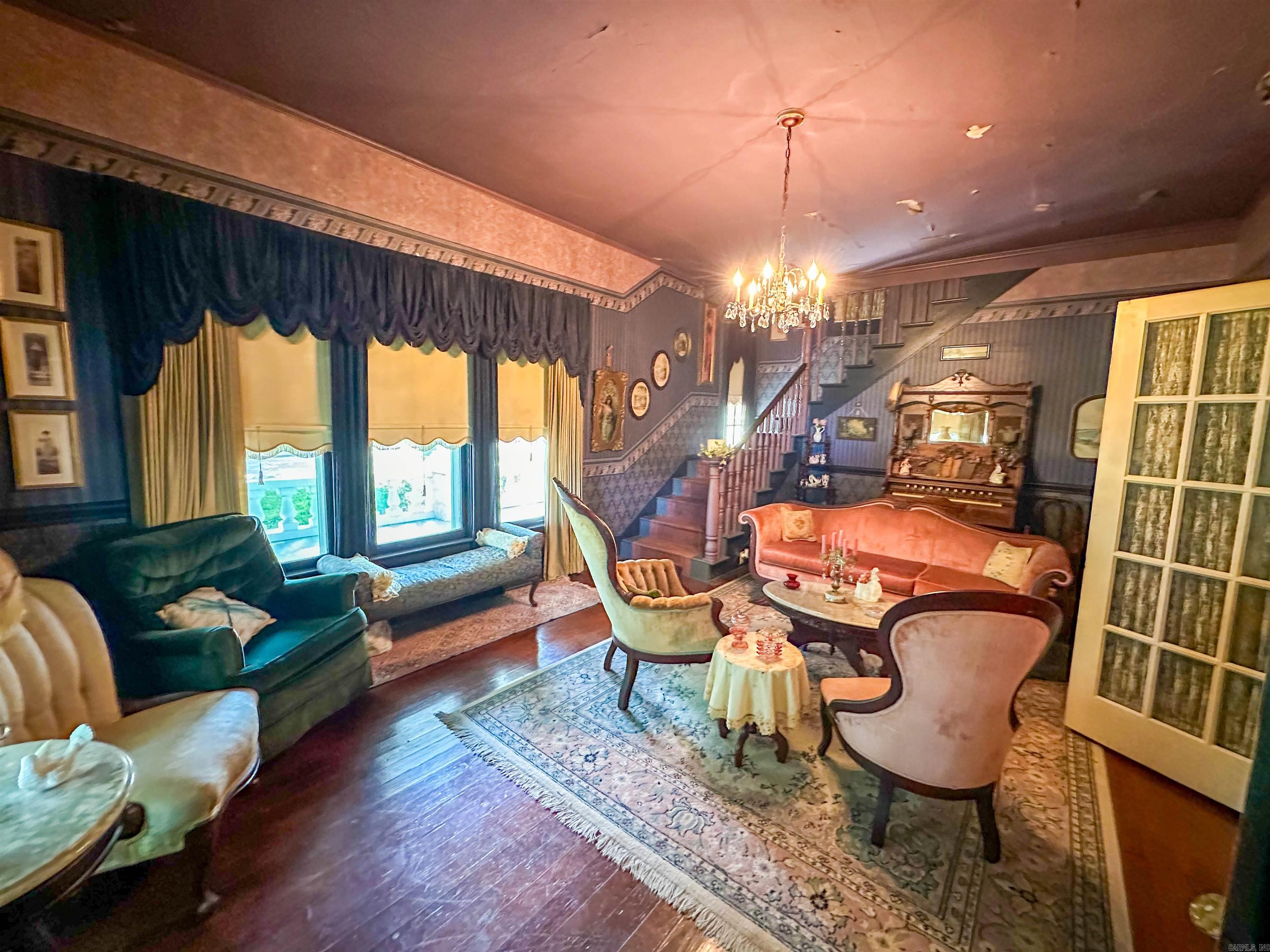 J L SHINN - Residential