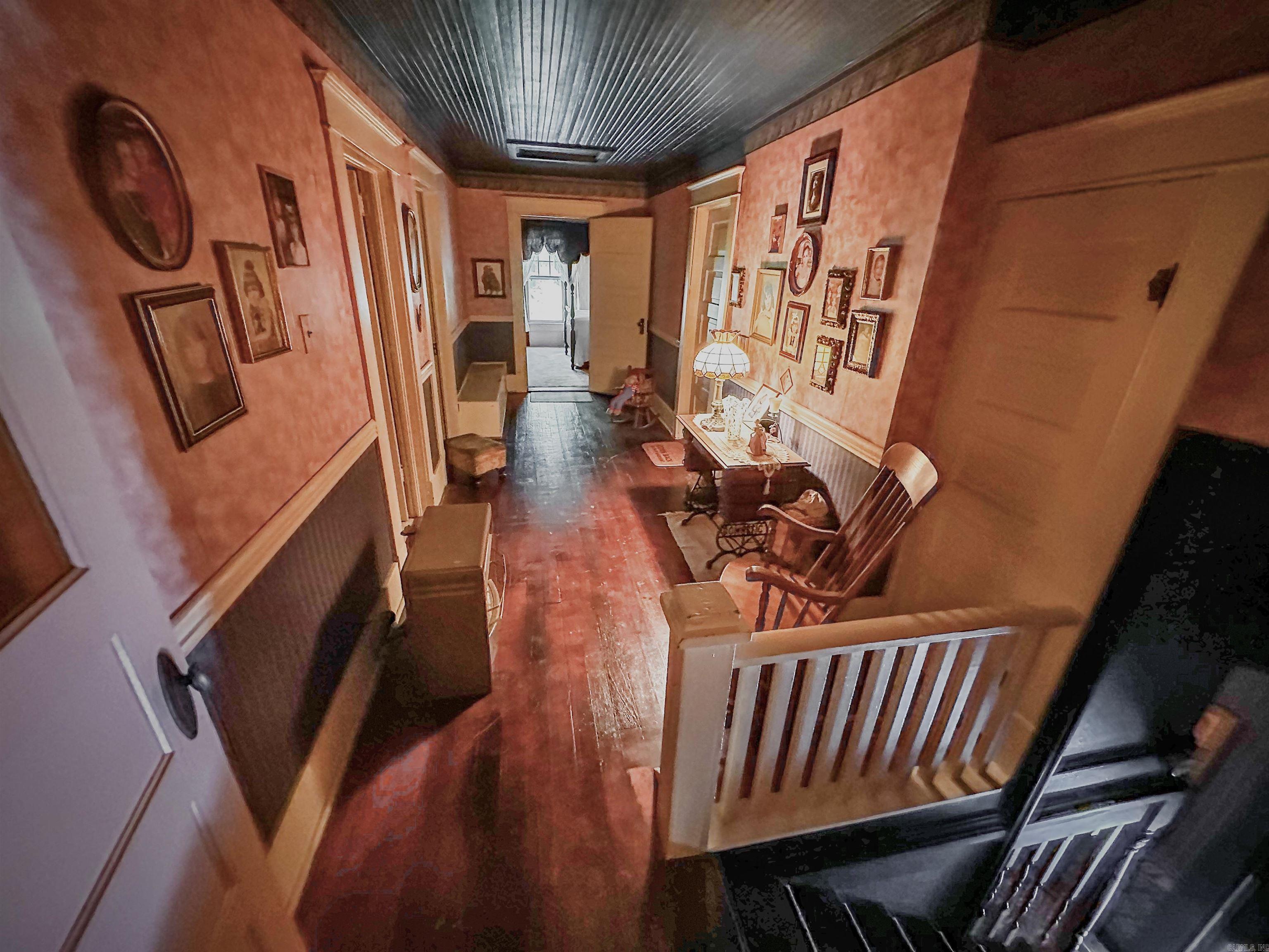 J L SHINN - Residential