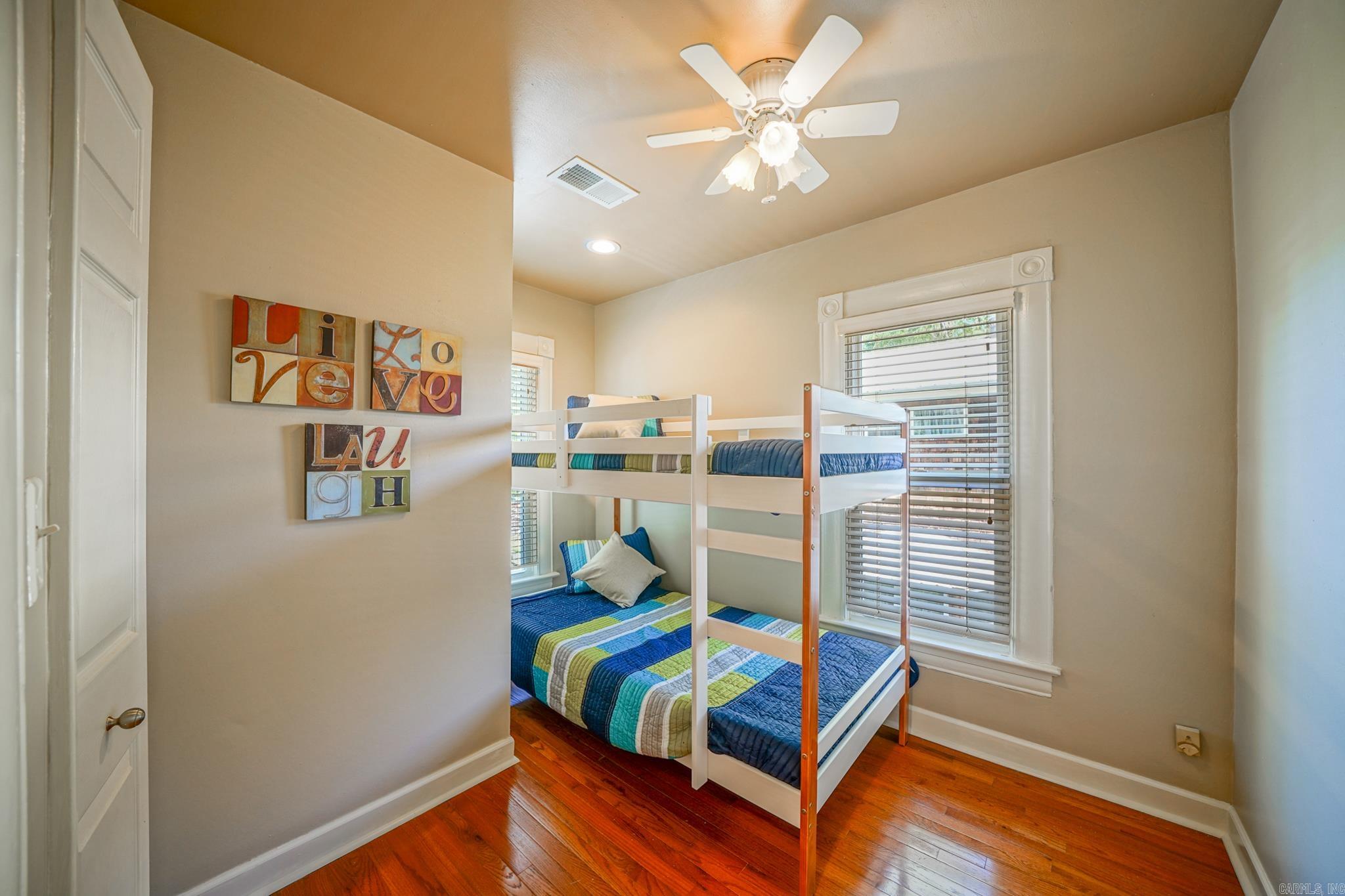 Oak Lawn - Residential Lease