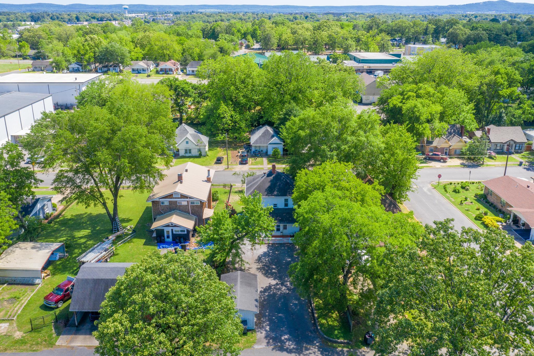 Oak Lawn - Residential Lease