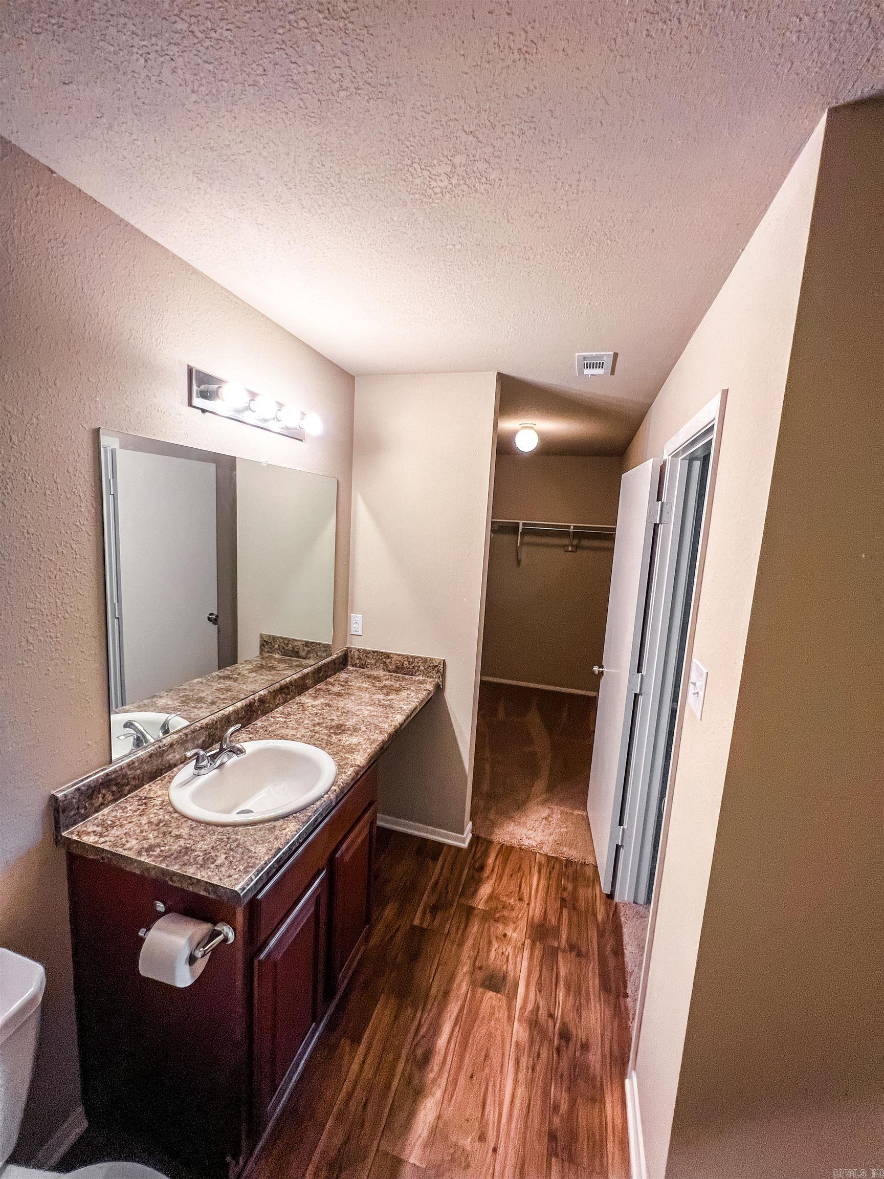 Willow Pointe - Residential