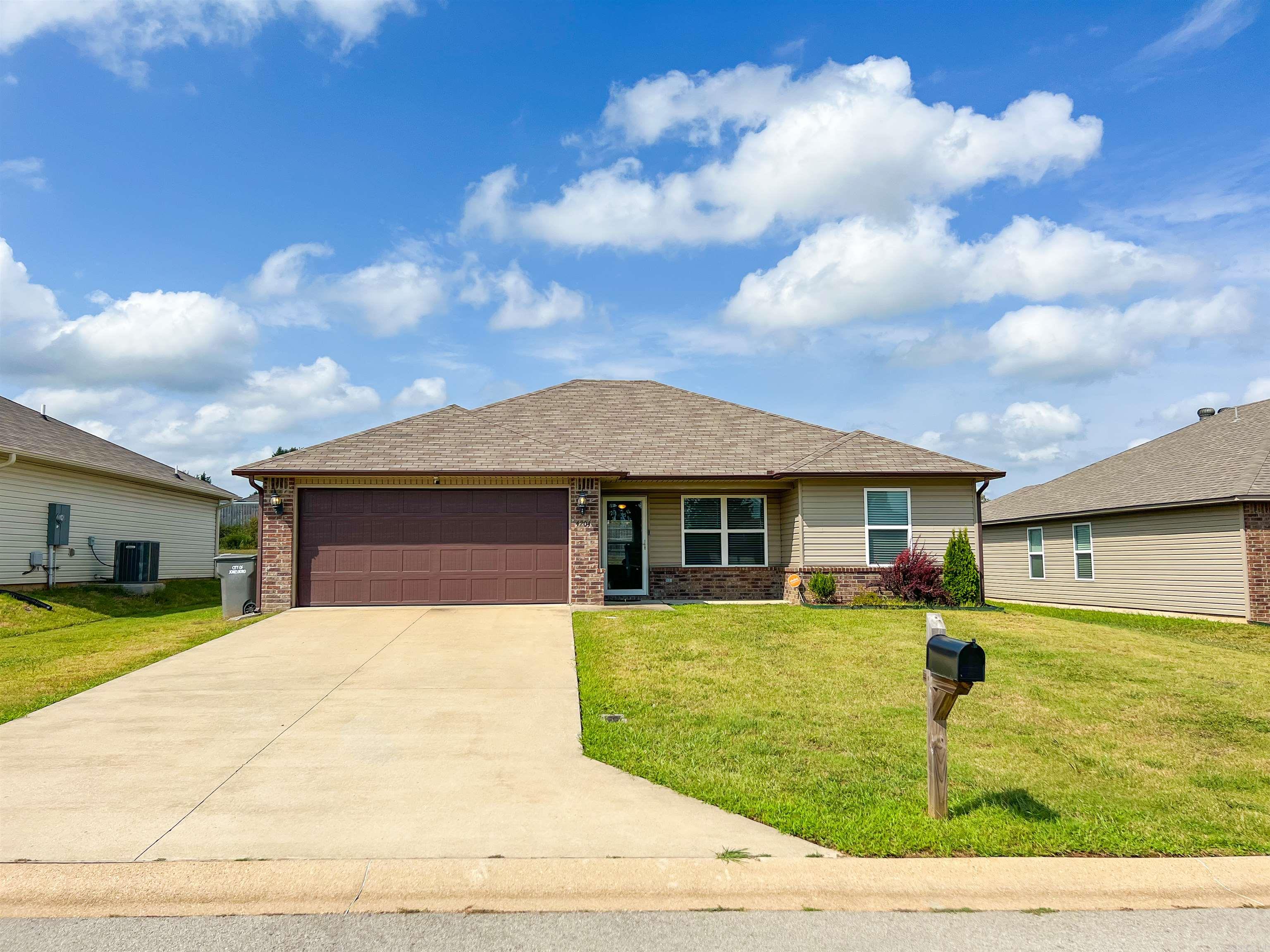 Willow Pointe - Residential