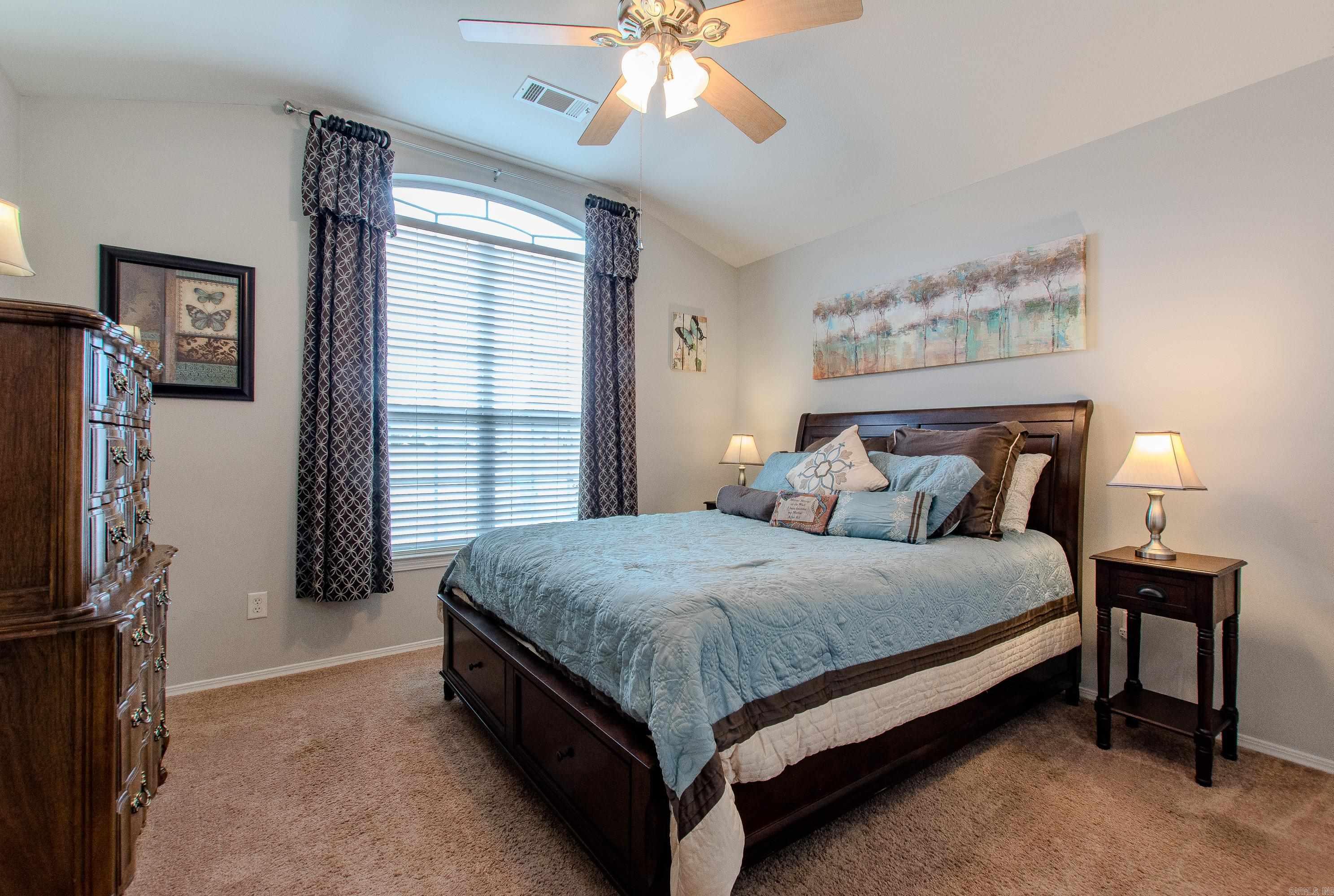 STONEYBROOK - Residential