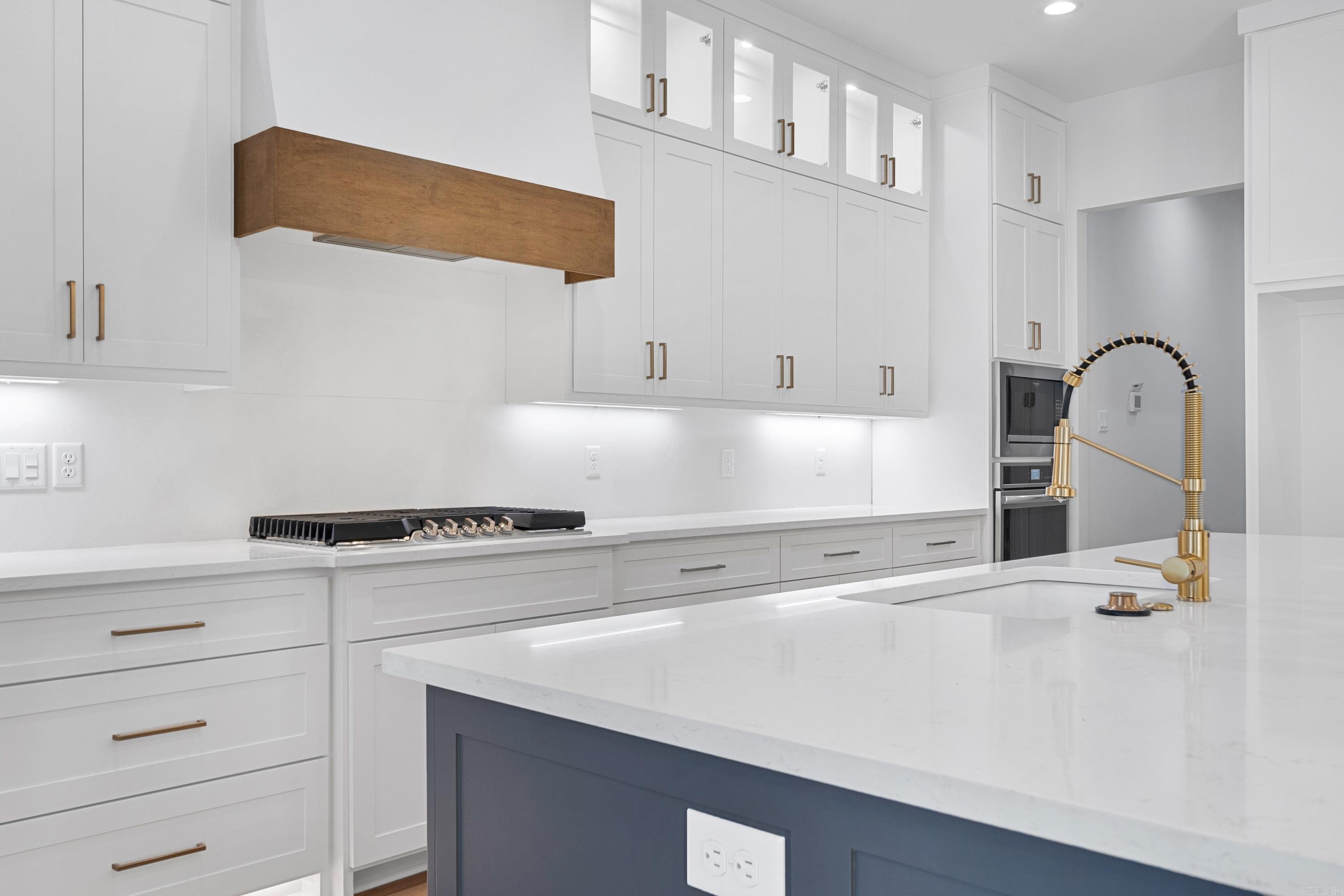 ARLINGTON PARK - Residential