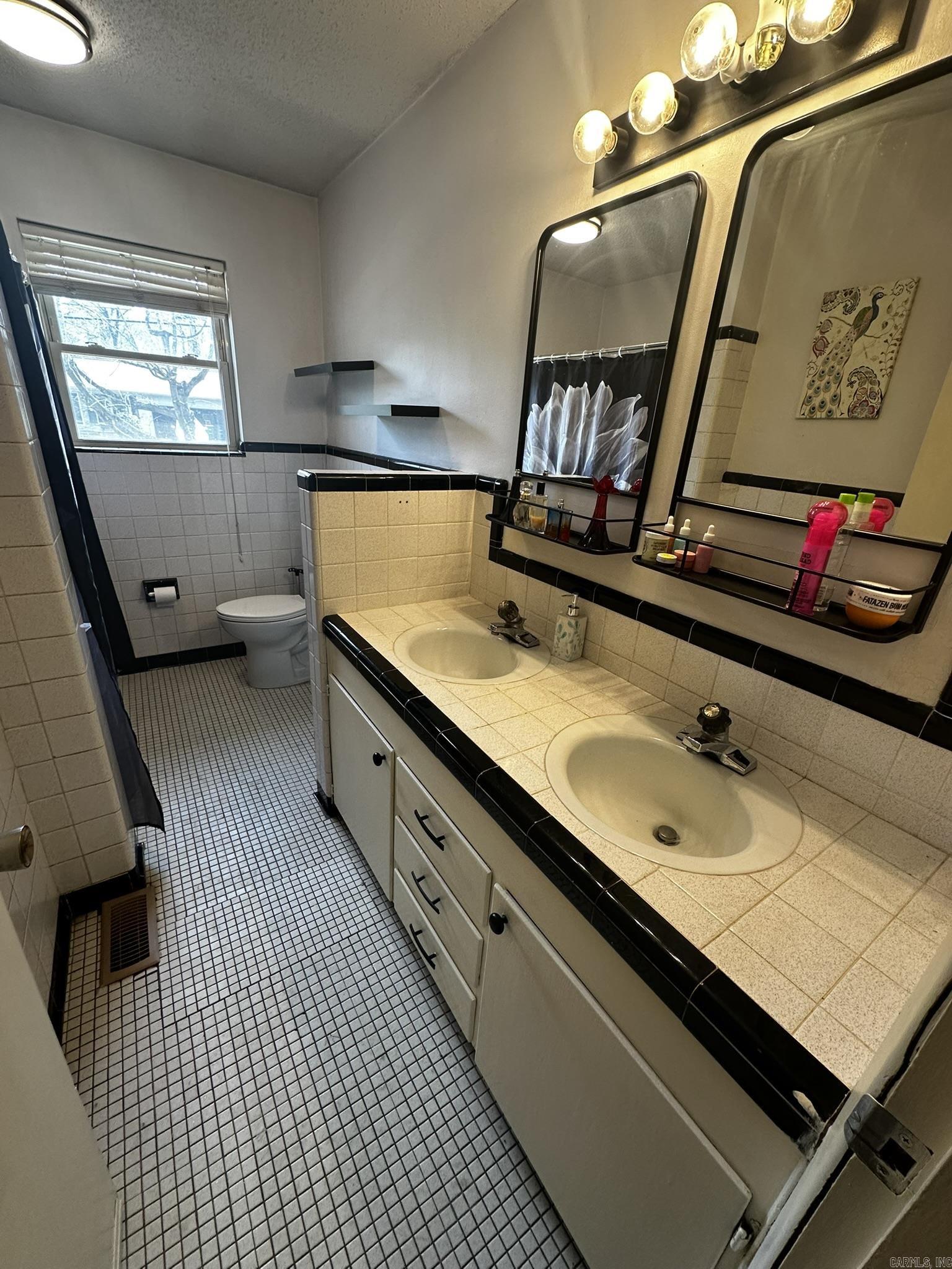 Queensbrook - Residential