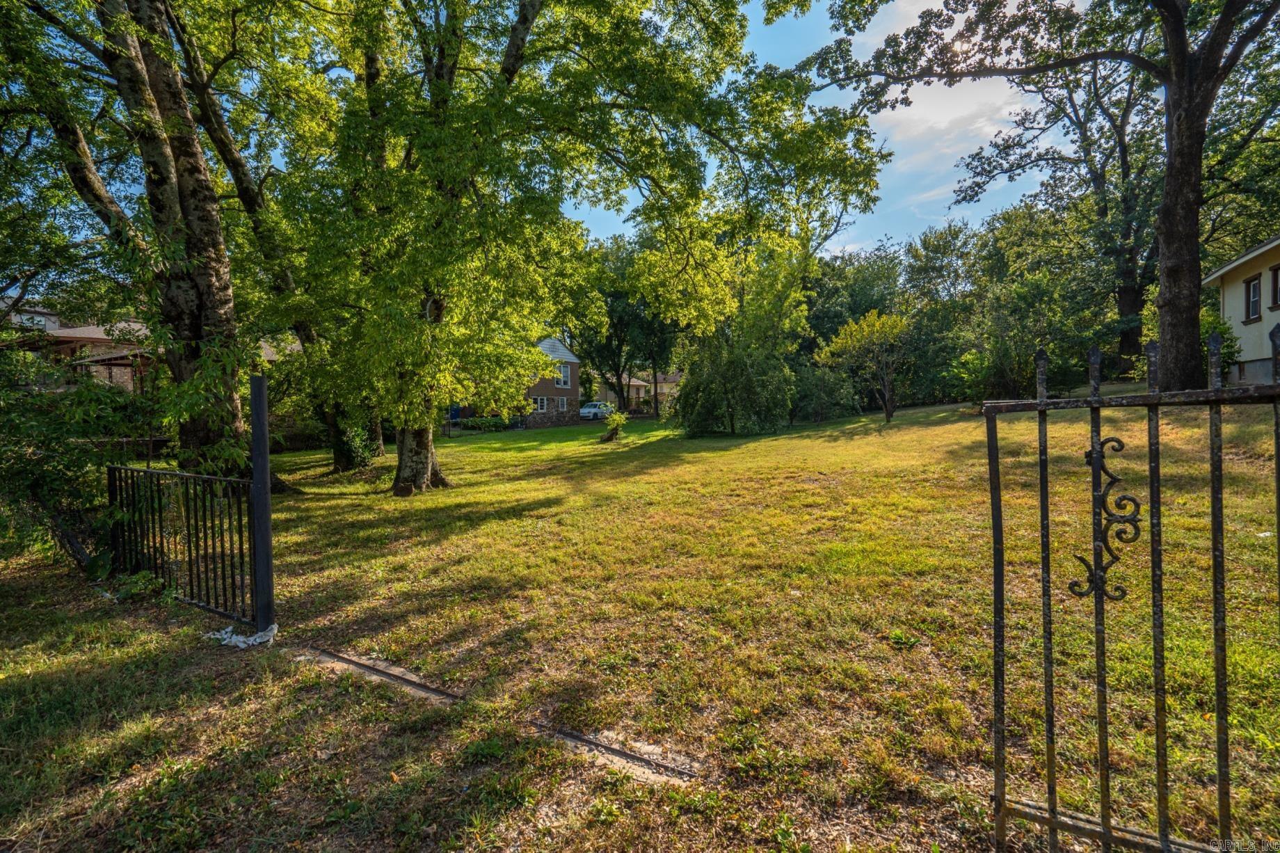 CENTRAL AVENUE PARK - Residential