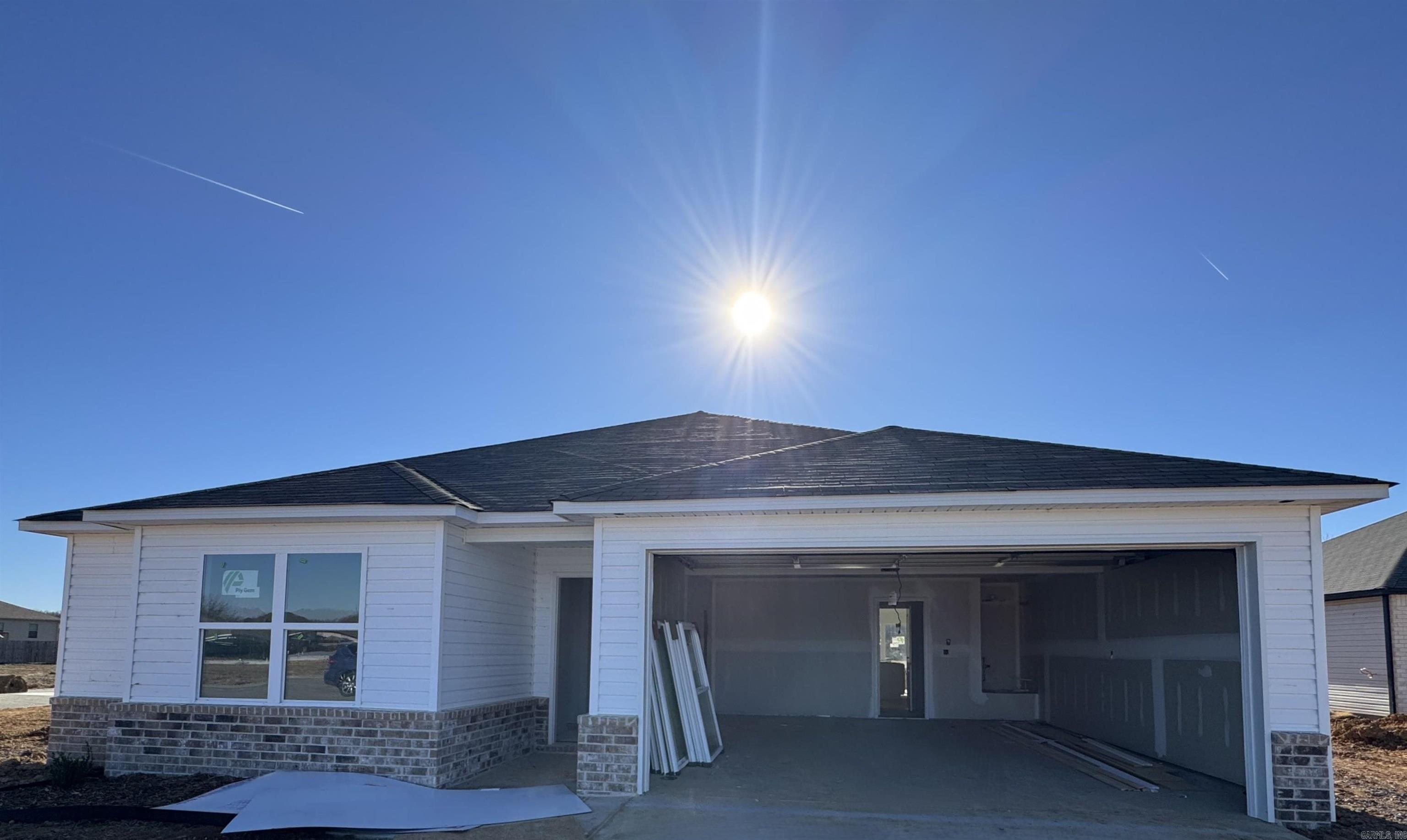 DEERFIELD ESTATES - Residential