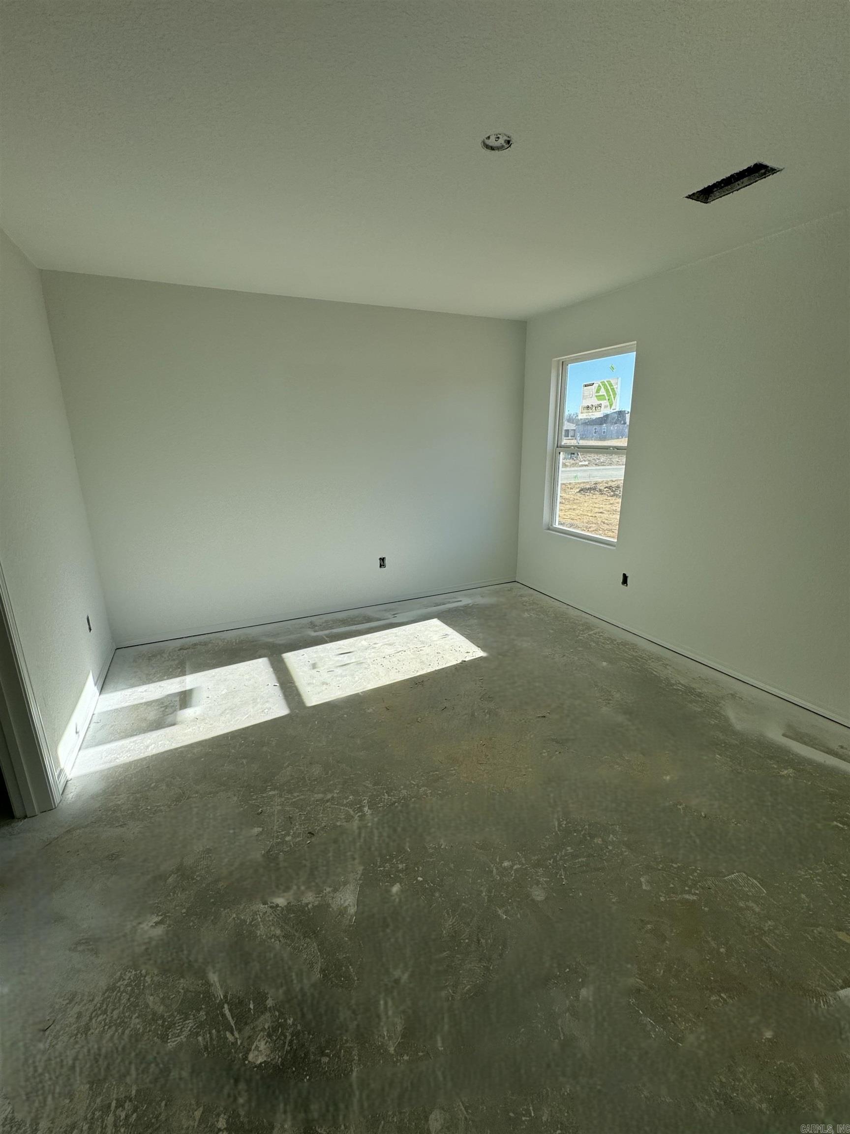 DEERFIELD ESTATES - Residential