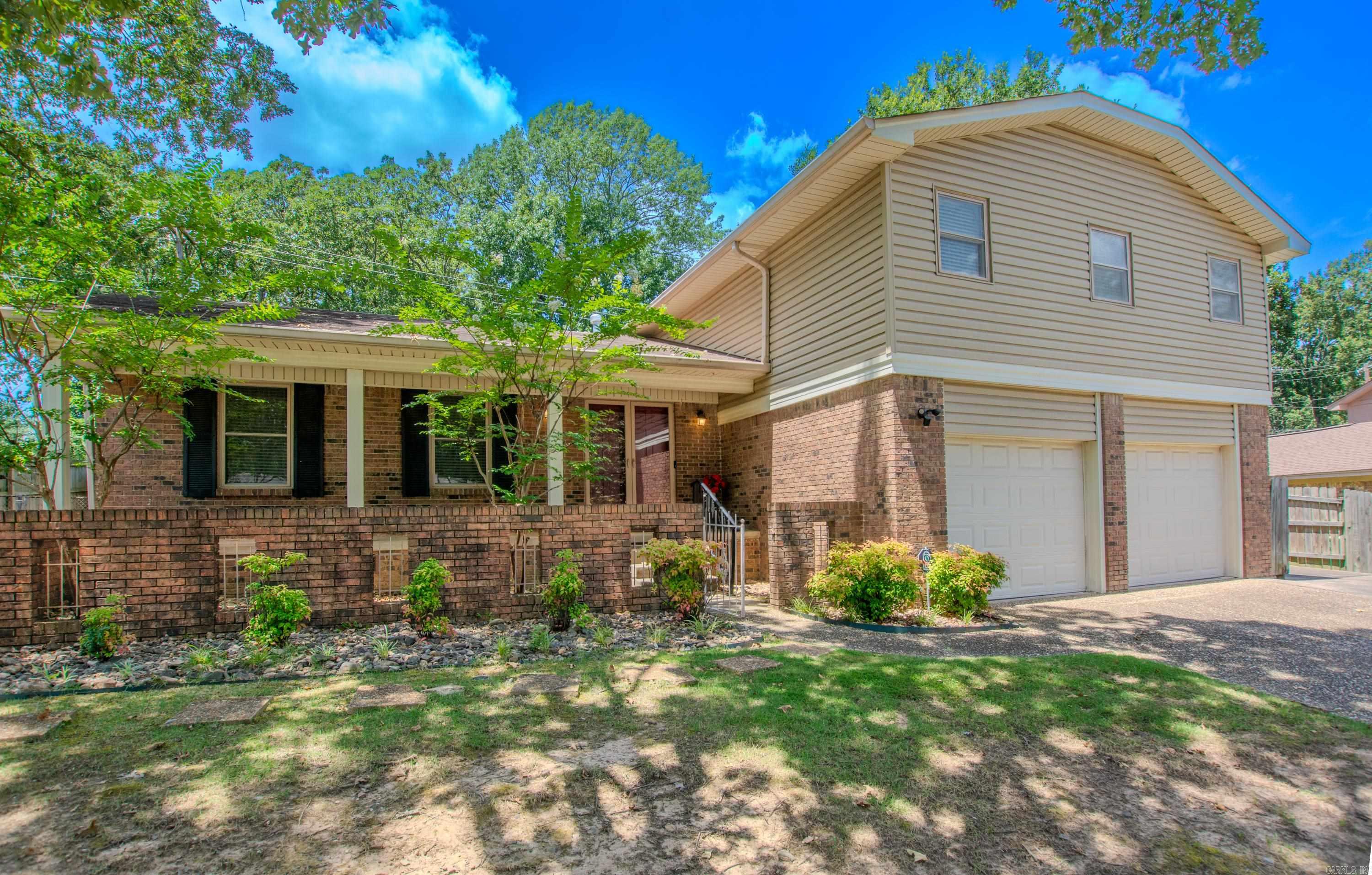 INDIAN HILLS - Residential
