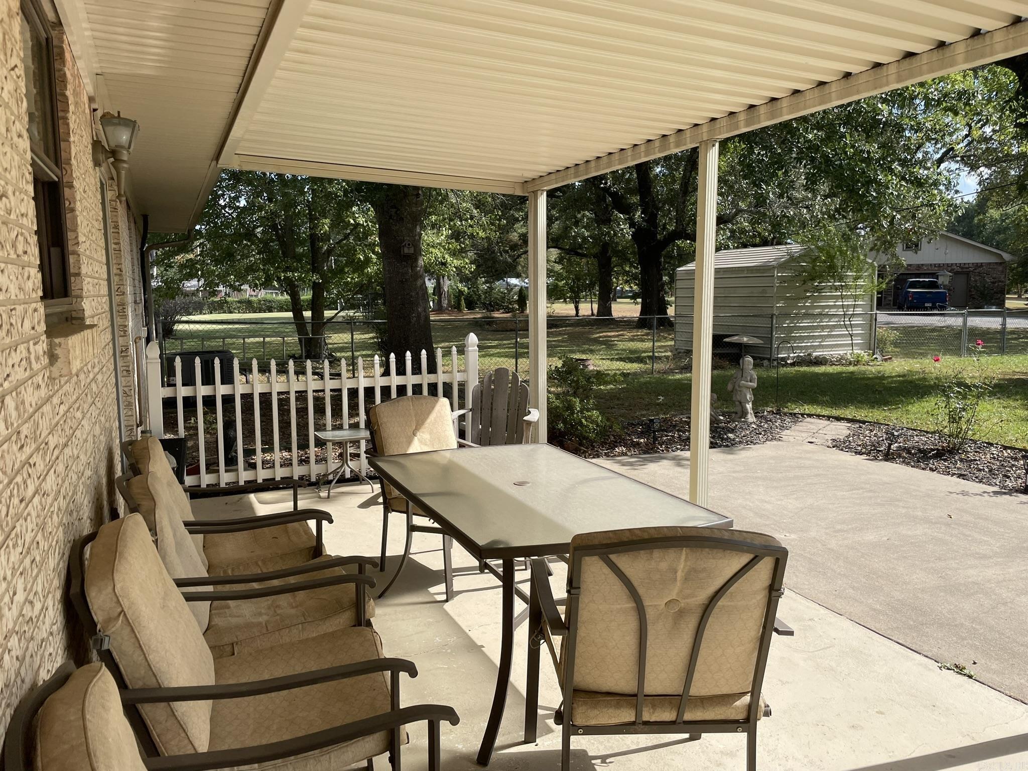 Lake View - Residential