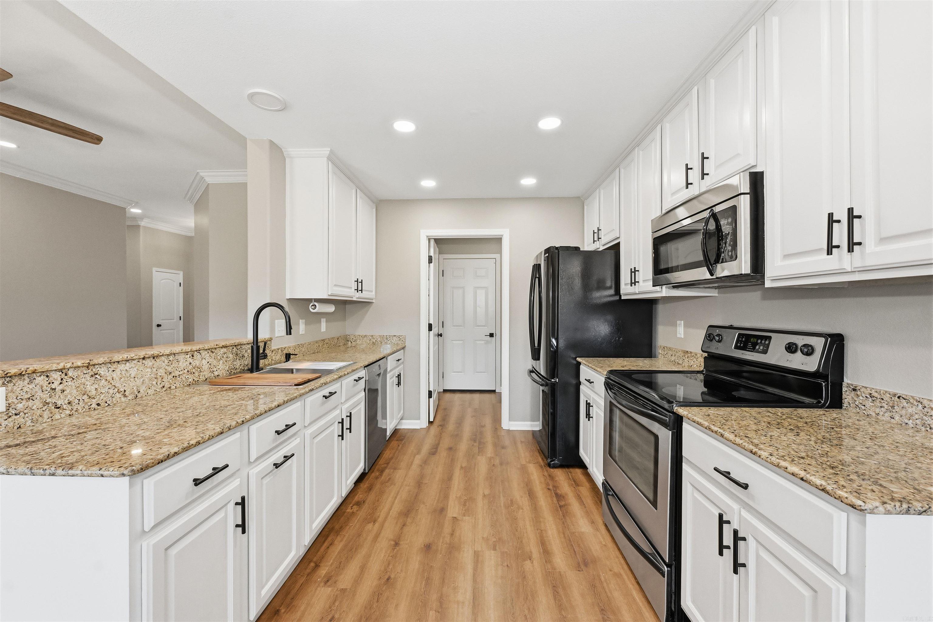 NORTH HAVEN - Residential