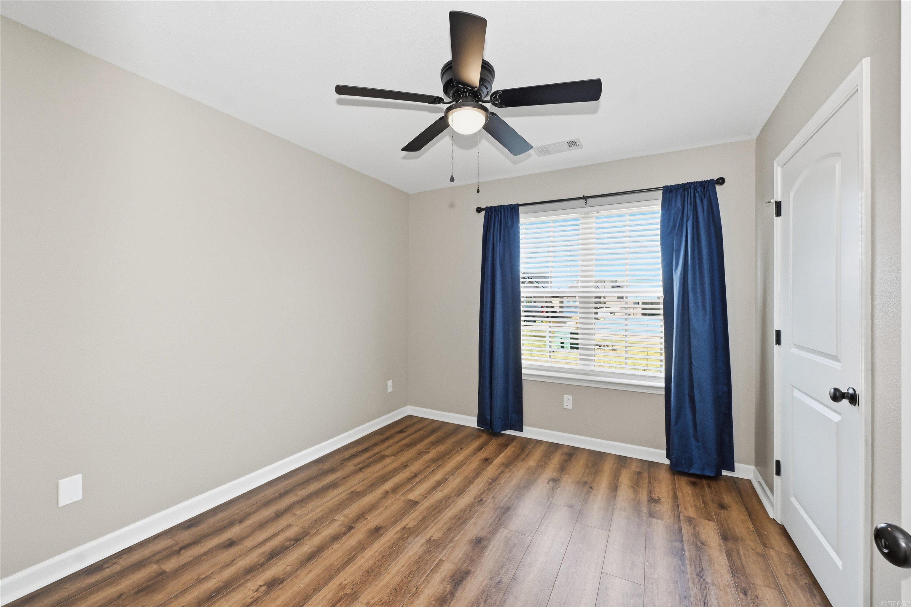 NORTH HAVEN - Residential