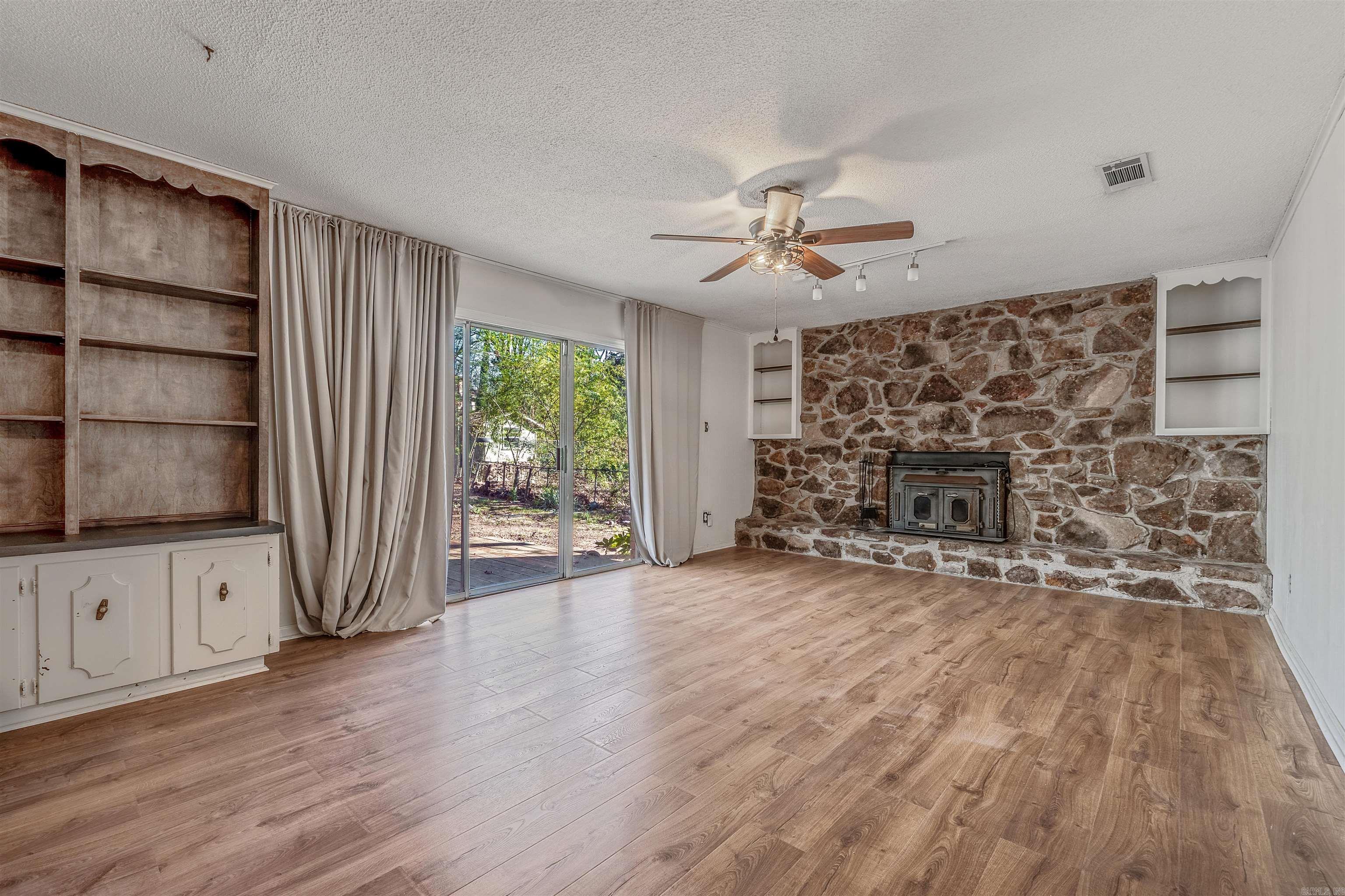 COLONY WEST S/D - Residential