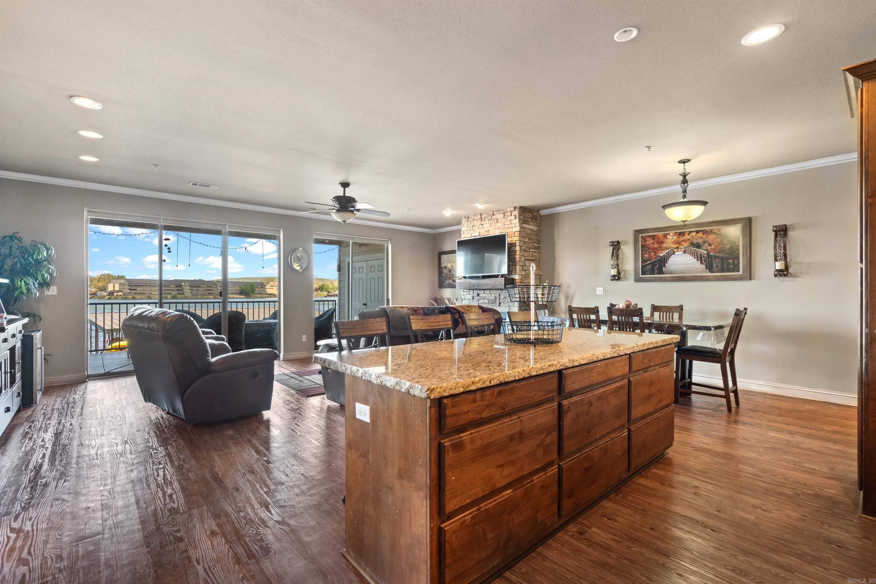 BEL LAGO HPR - Residential