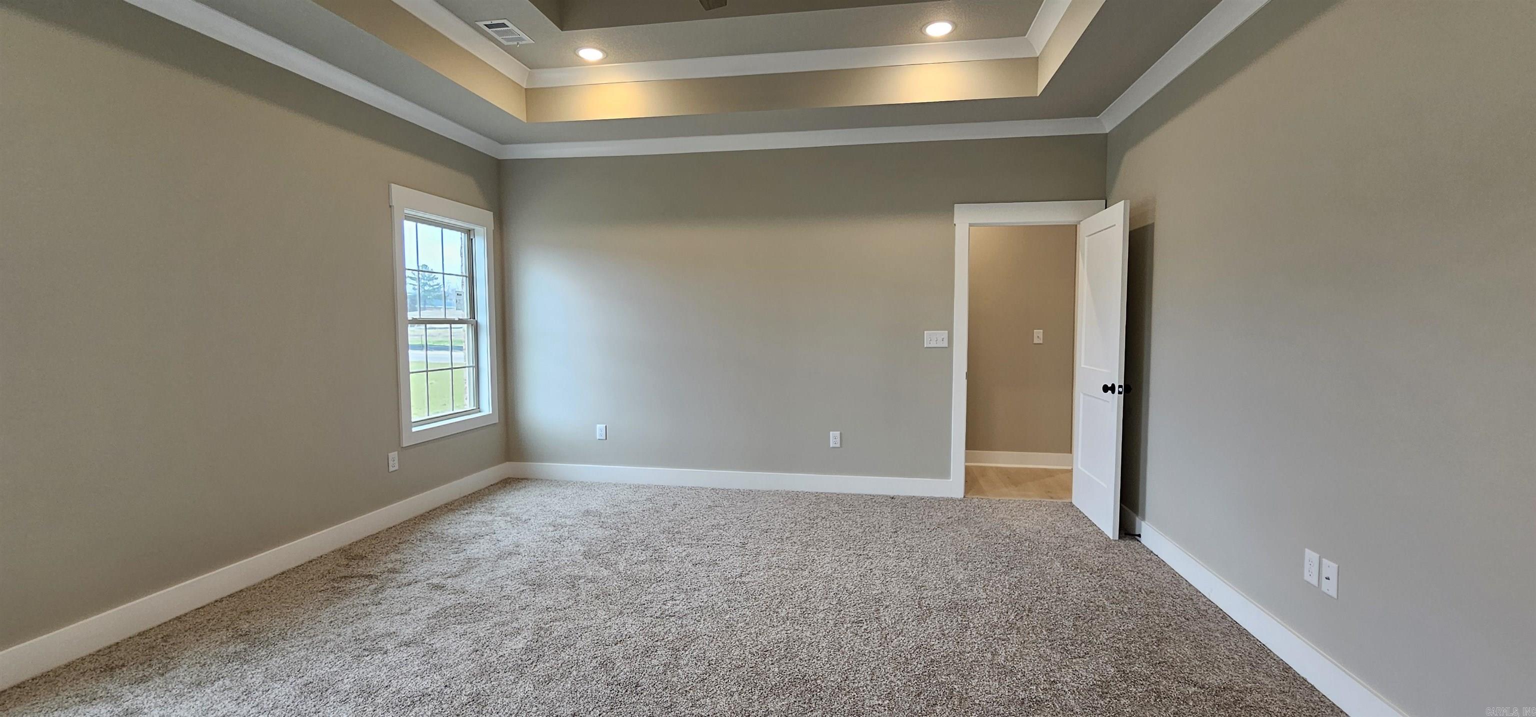 SIERRA HILLS - Residential