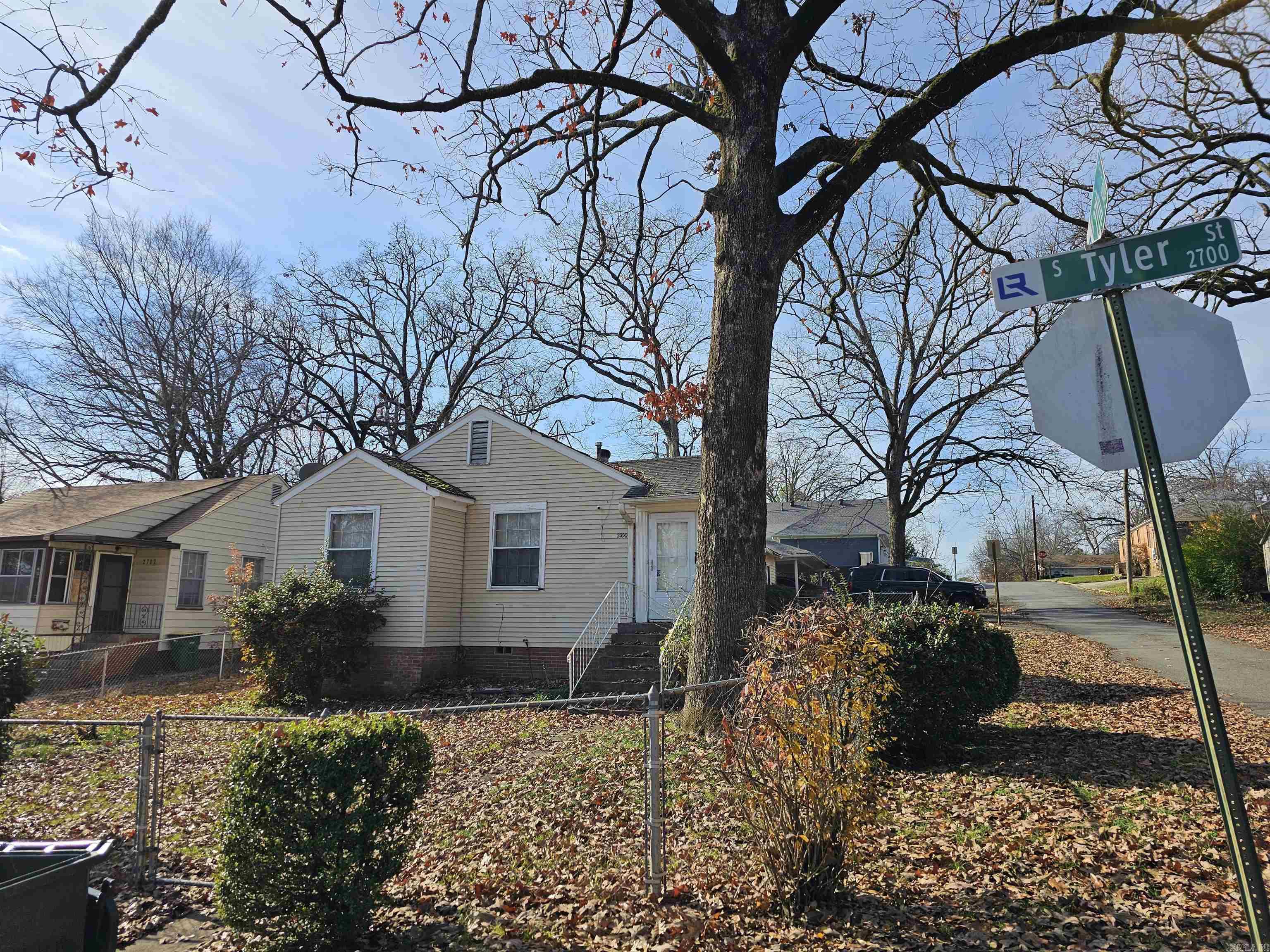 CHERRY & COX - Residential