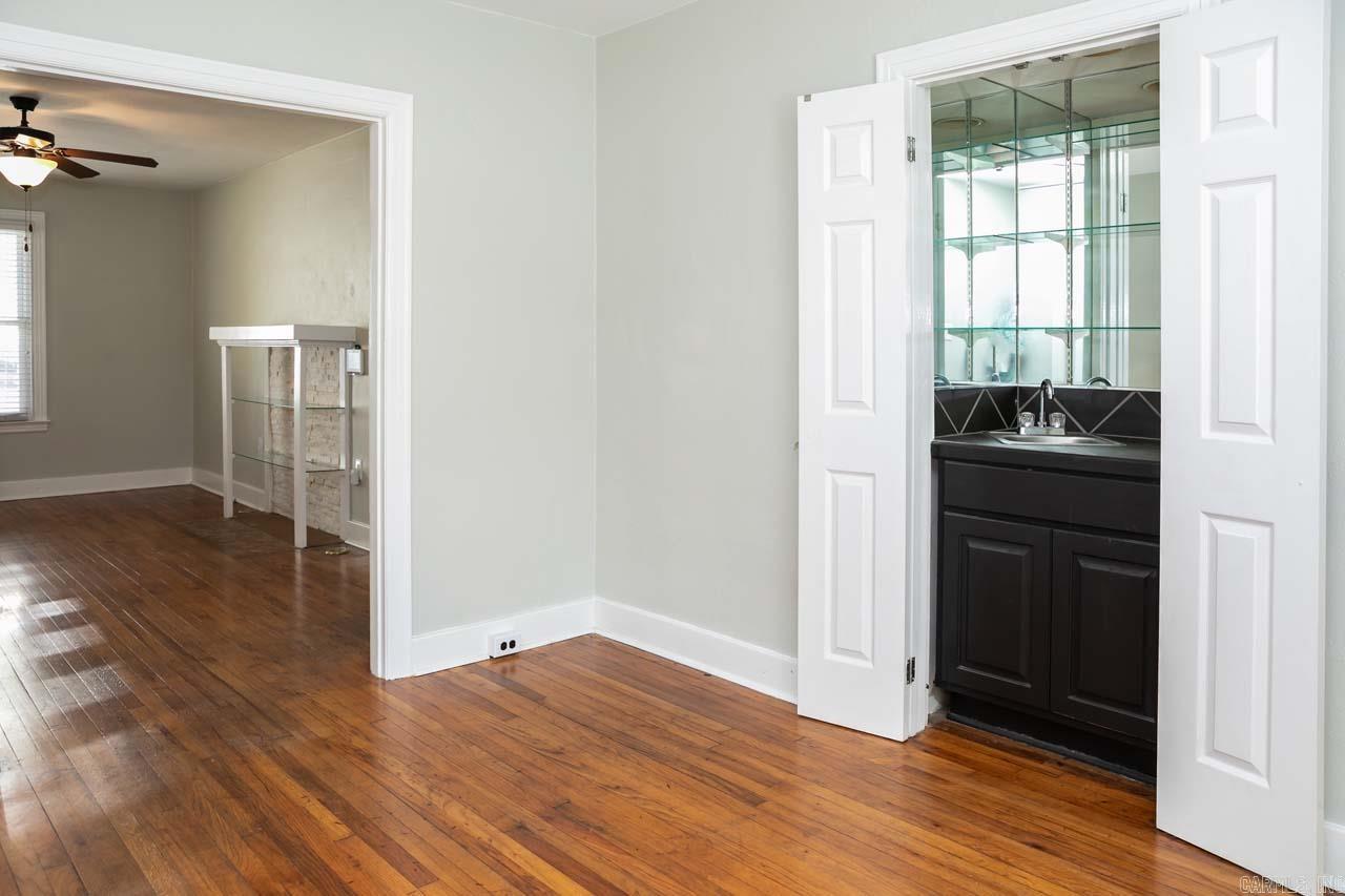 HOLLENBERG - Residential