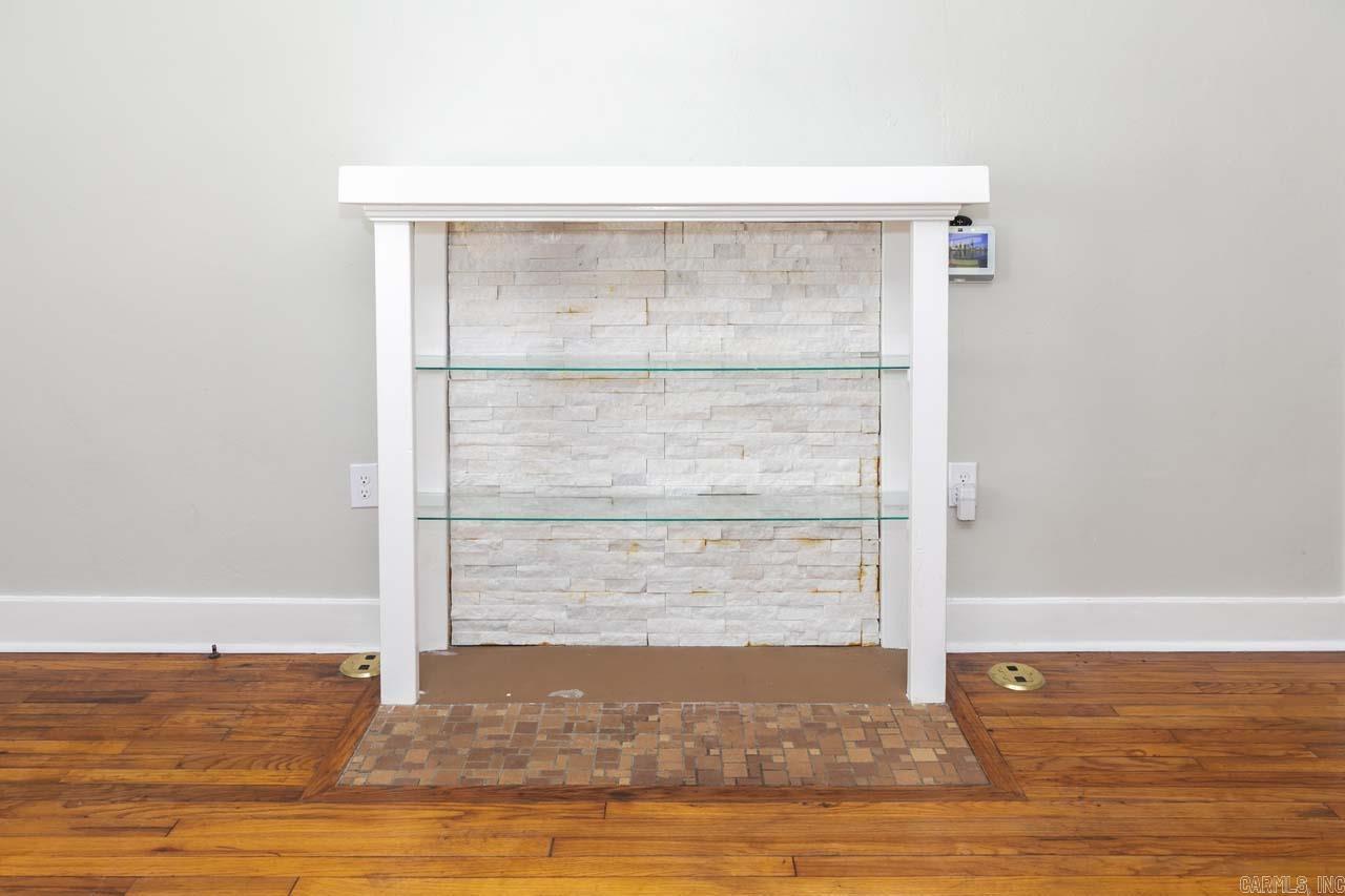 HOLLENBERG - Residential