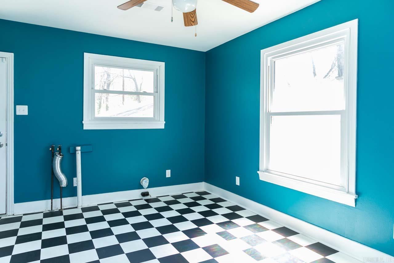 HOLLENBERG - Residential