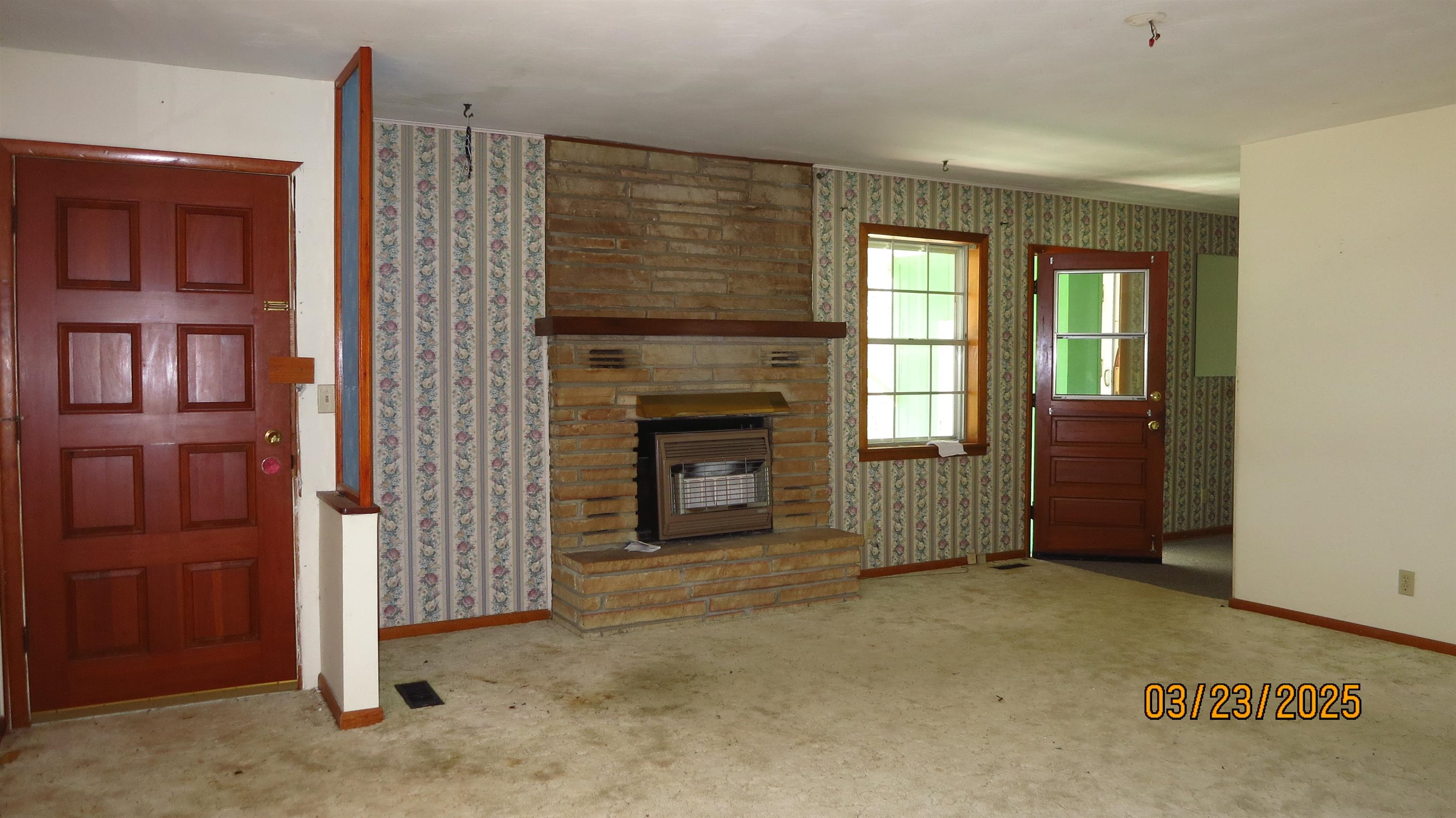 Crow 3rd - Residential