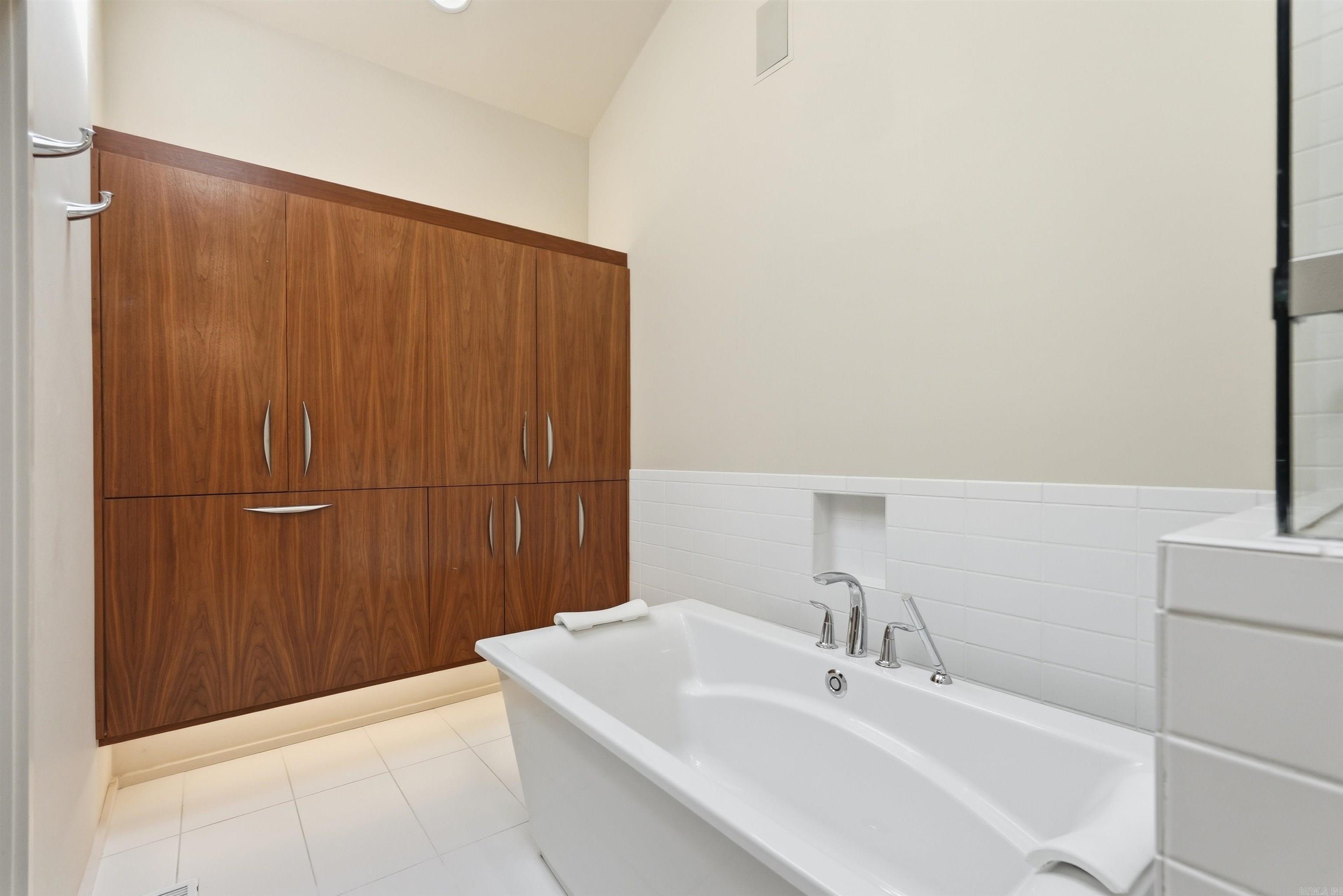 Robinwood - Residential