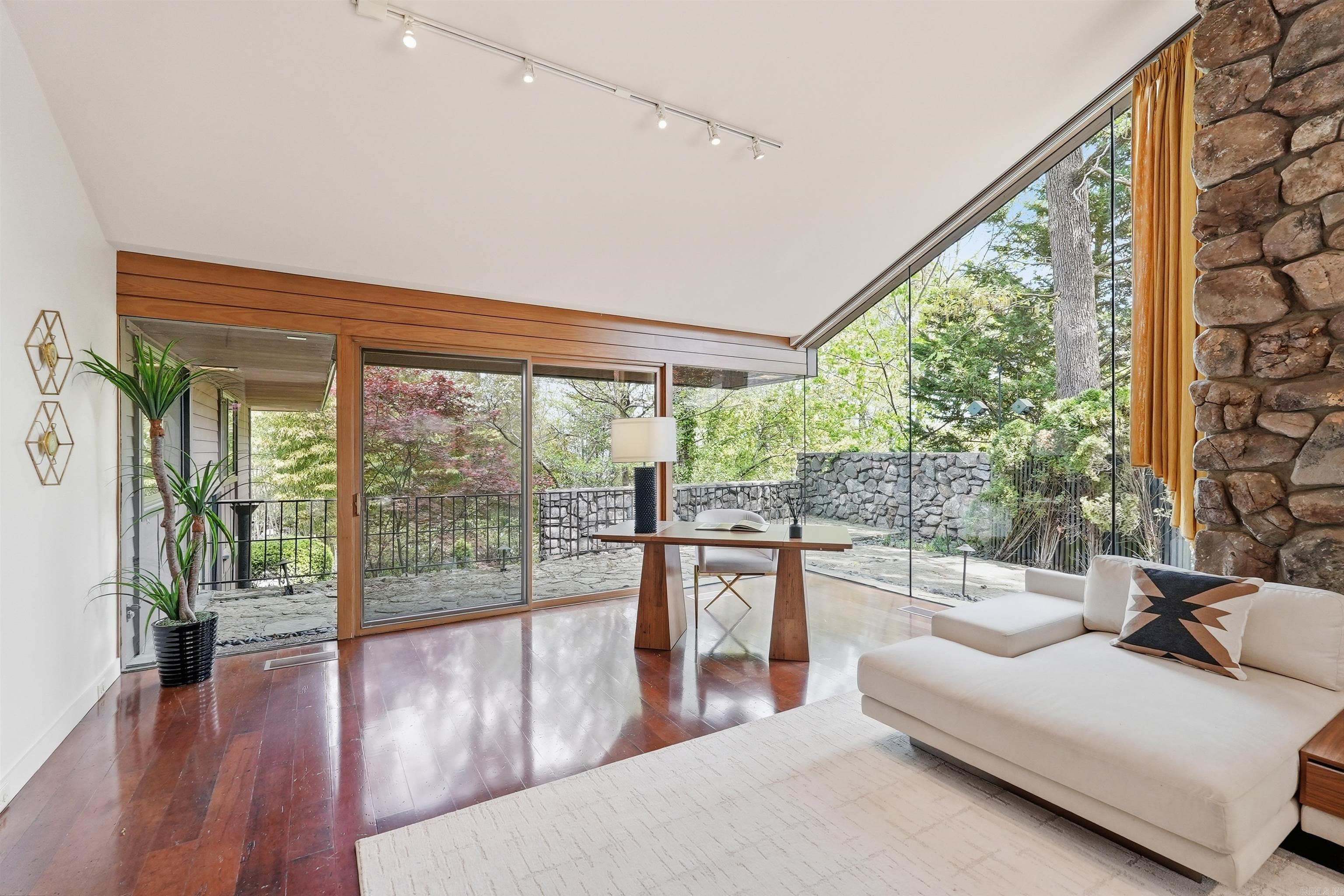 Robinwood - Residential