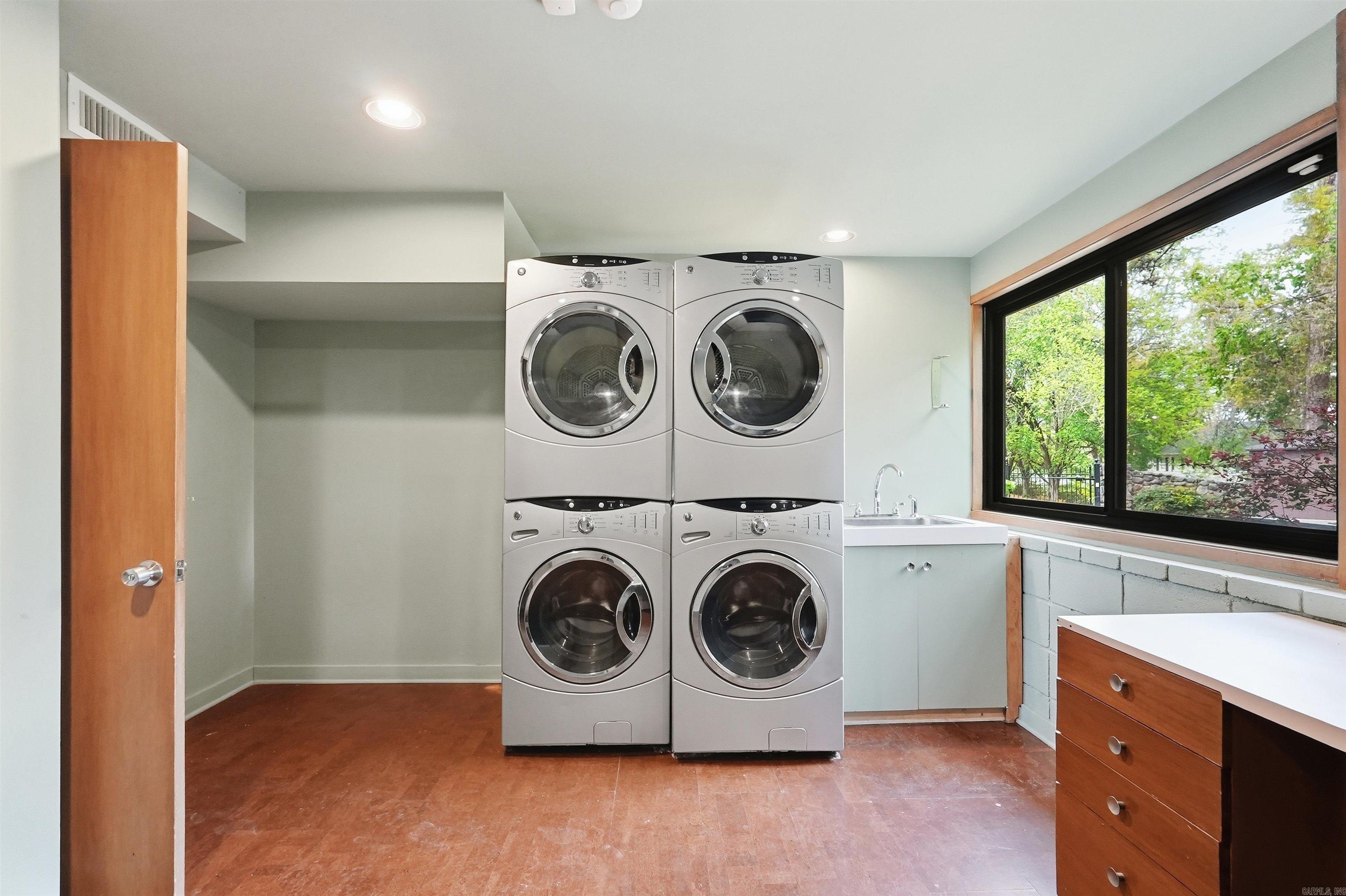 Robinwood - Residential