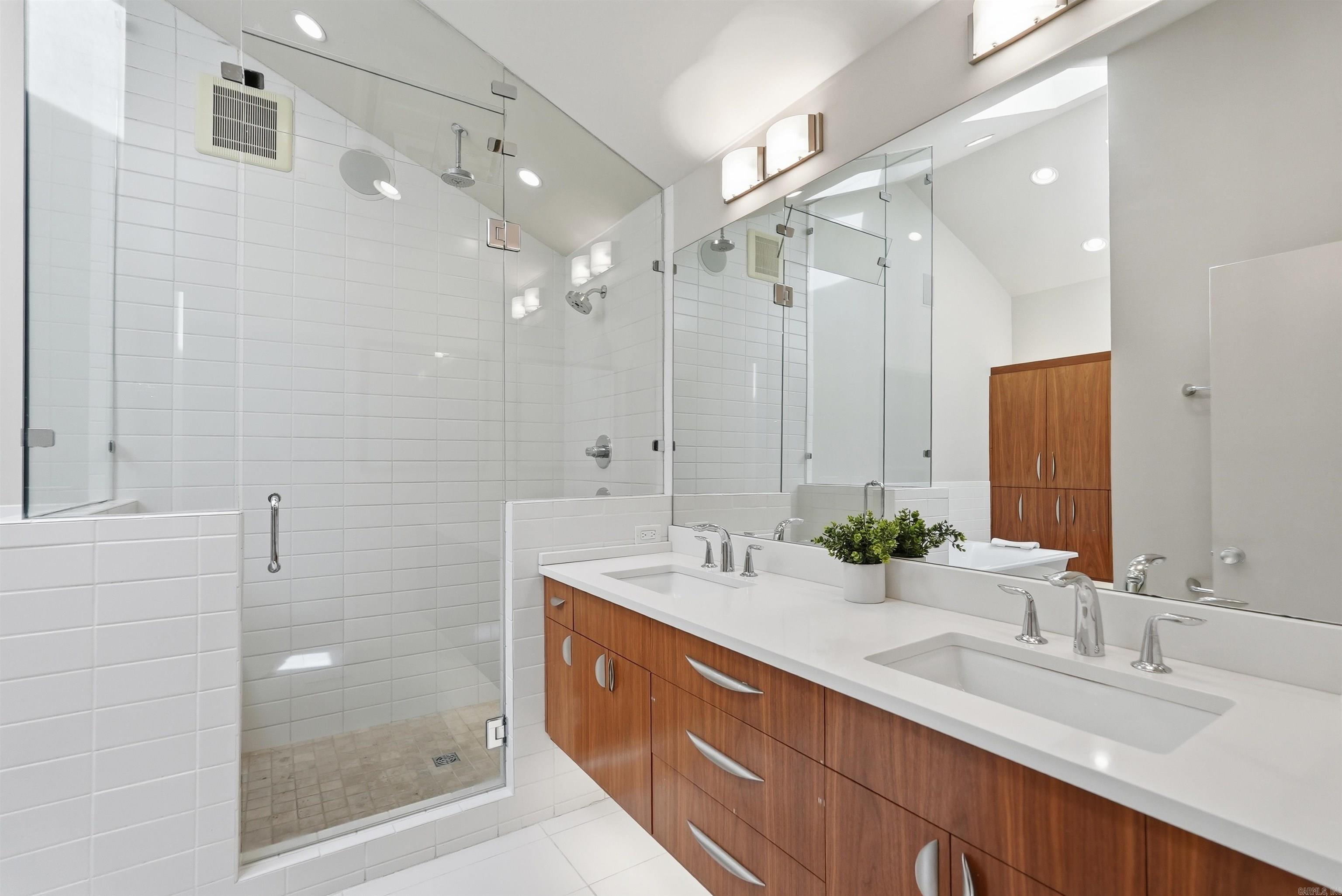 Robinwood - Residential