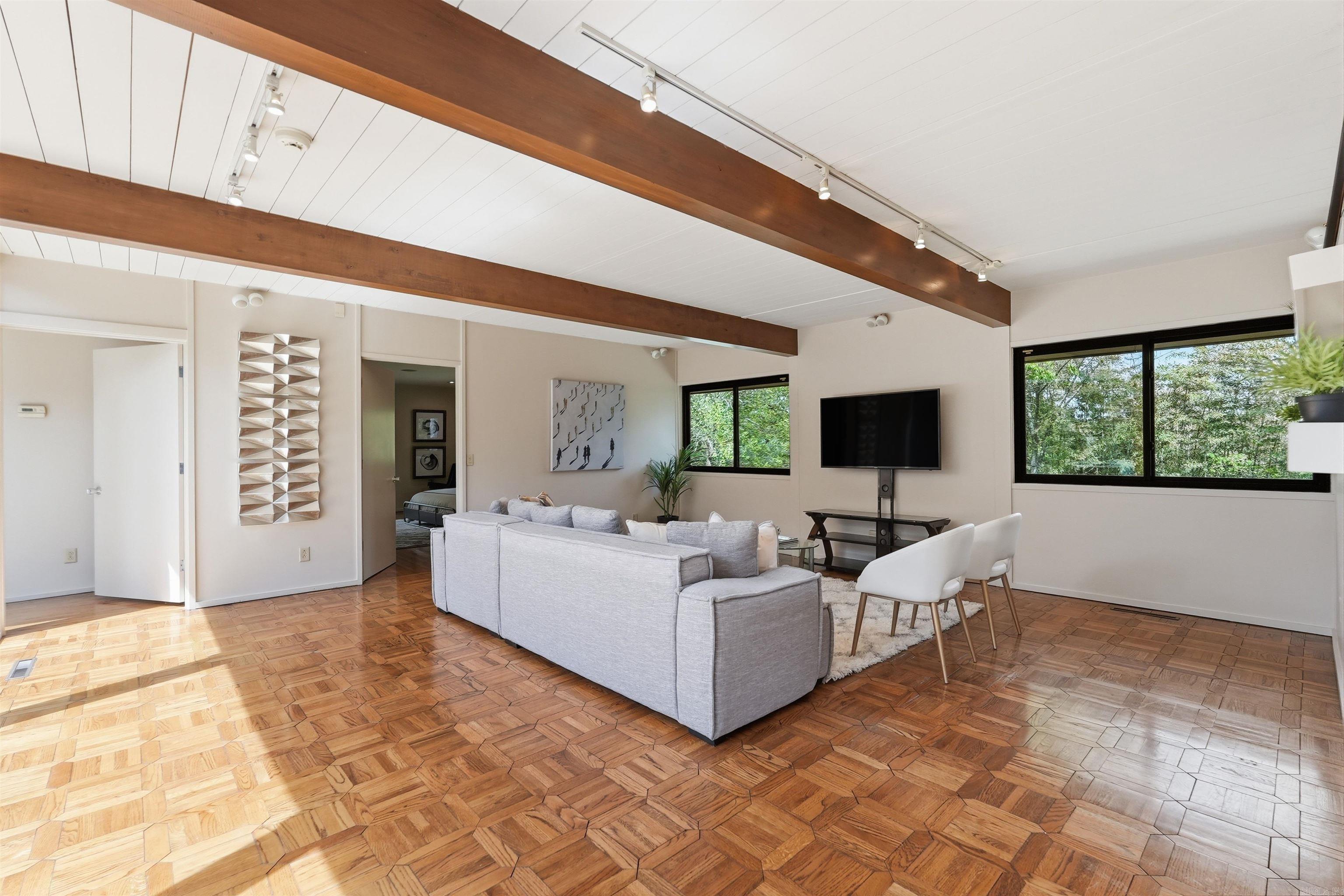 Robinwood - Residential