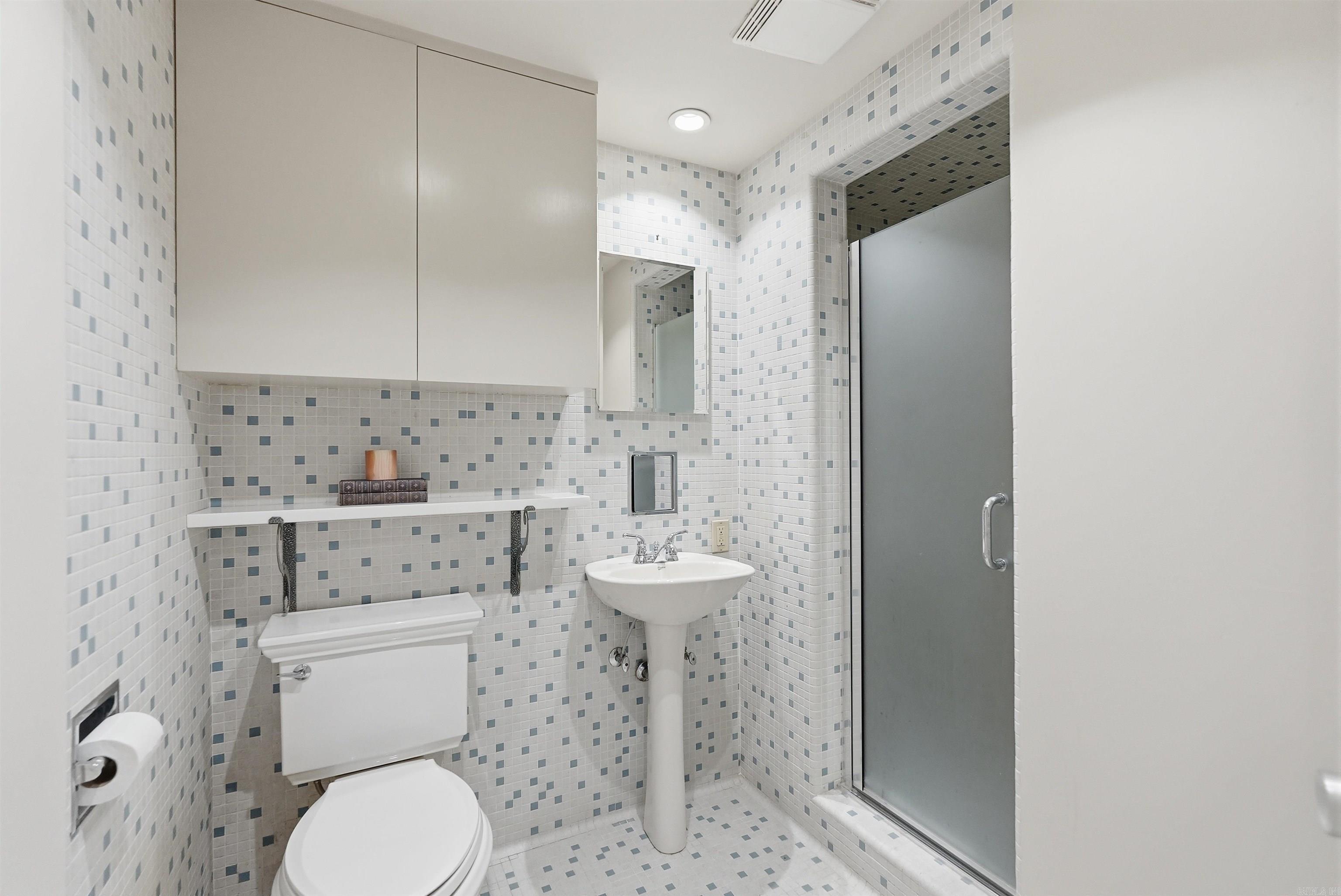 Robinwood - Residential